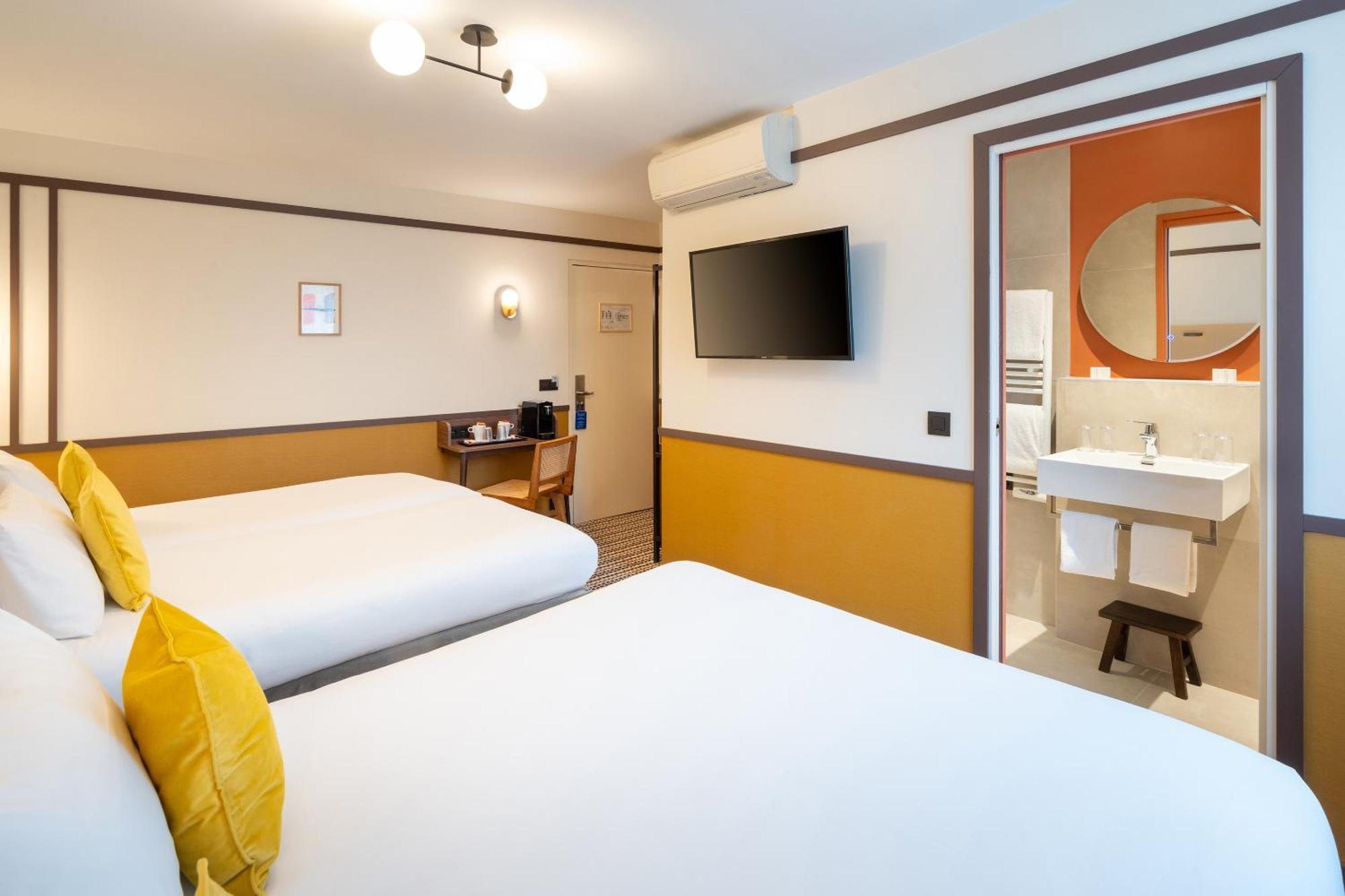 Grande Chambre Familiale avec Lit Queen-Size et Canapé-Lit - Non-Fumeurs