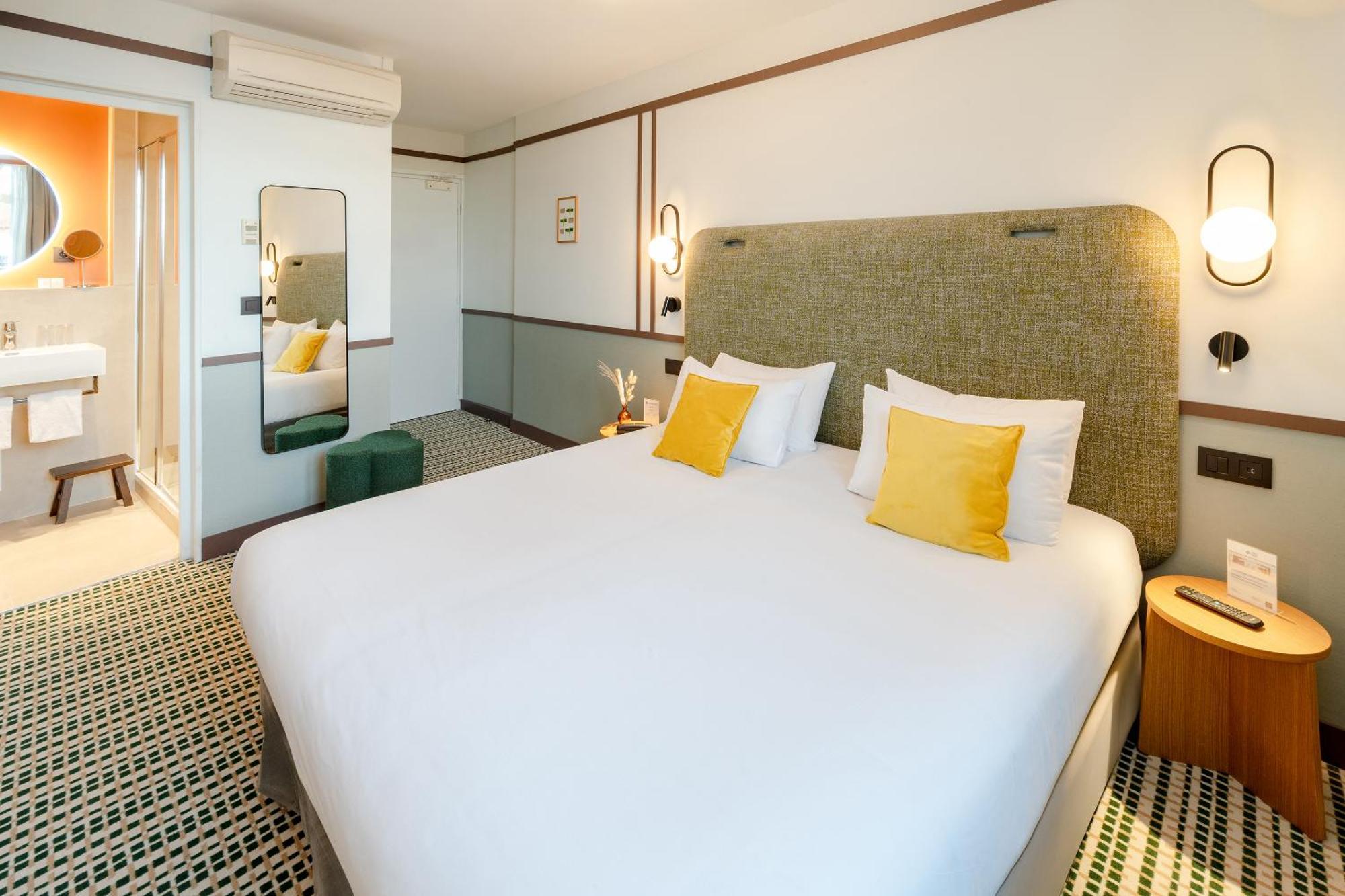 Chambre Lit King-Size Supérieure - Non-Fumeurs