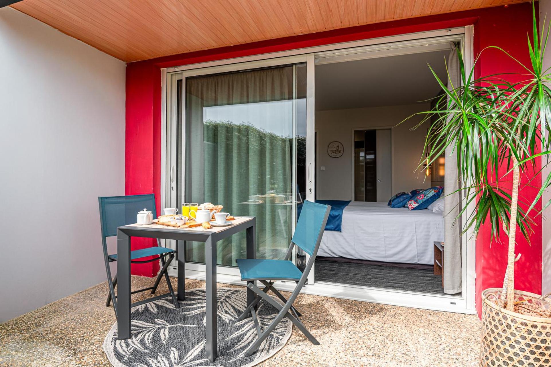 Double Room Garden View