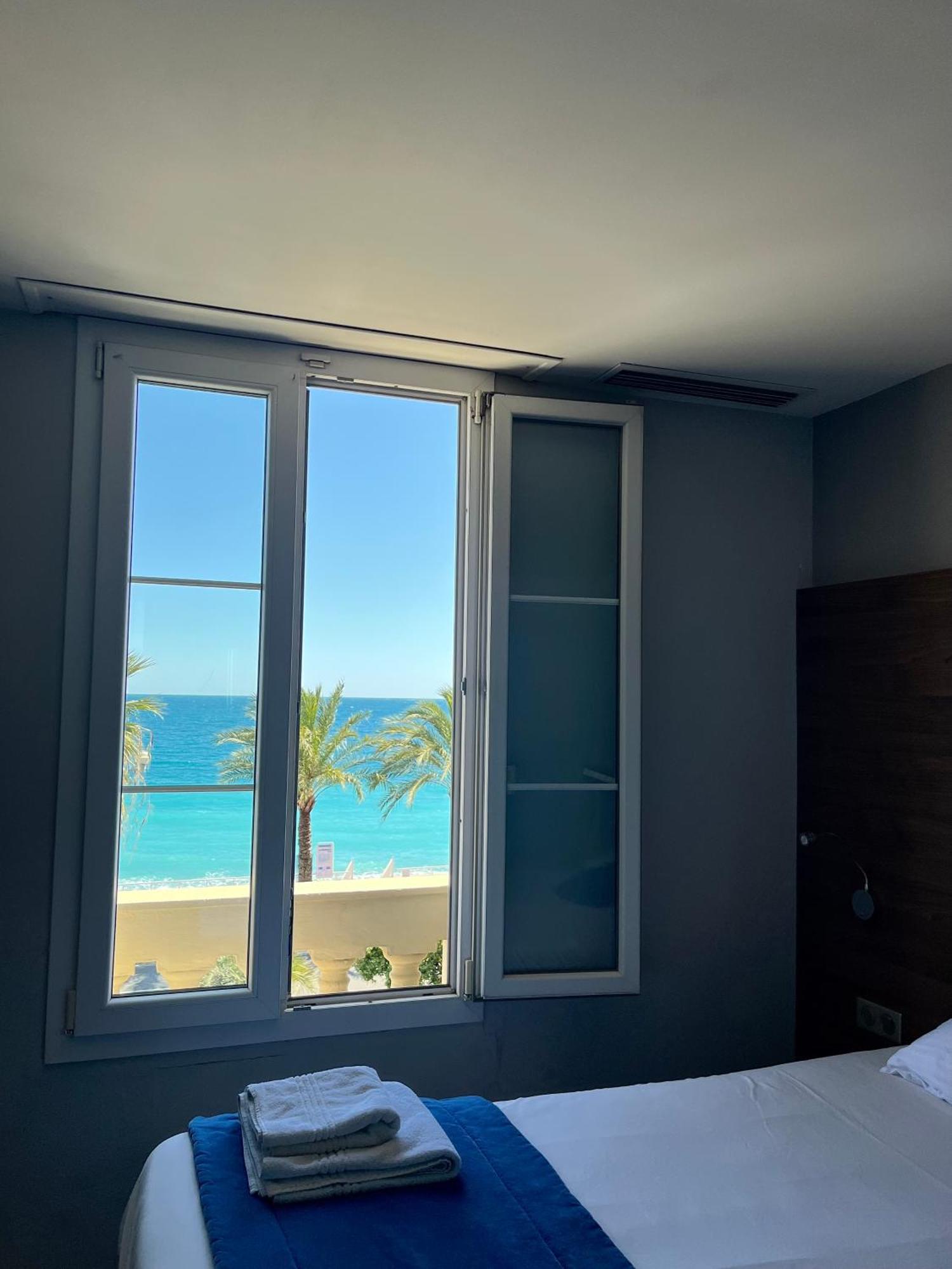 Quarto Triplo Privilege com Vista do Mar