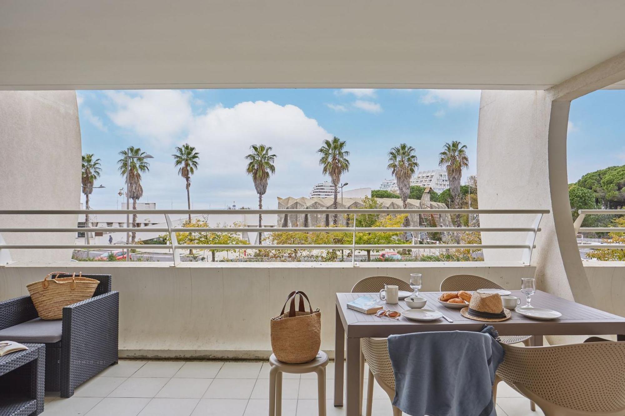 Apartment Sea View