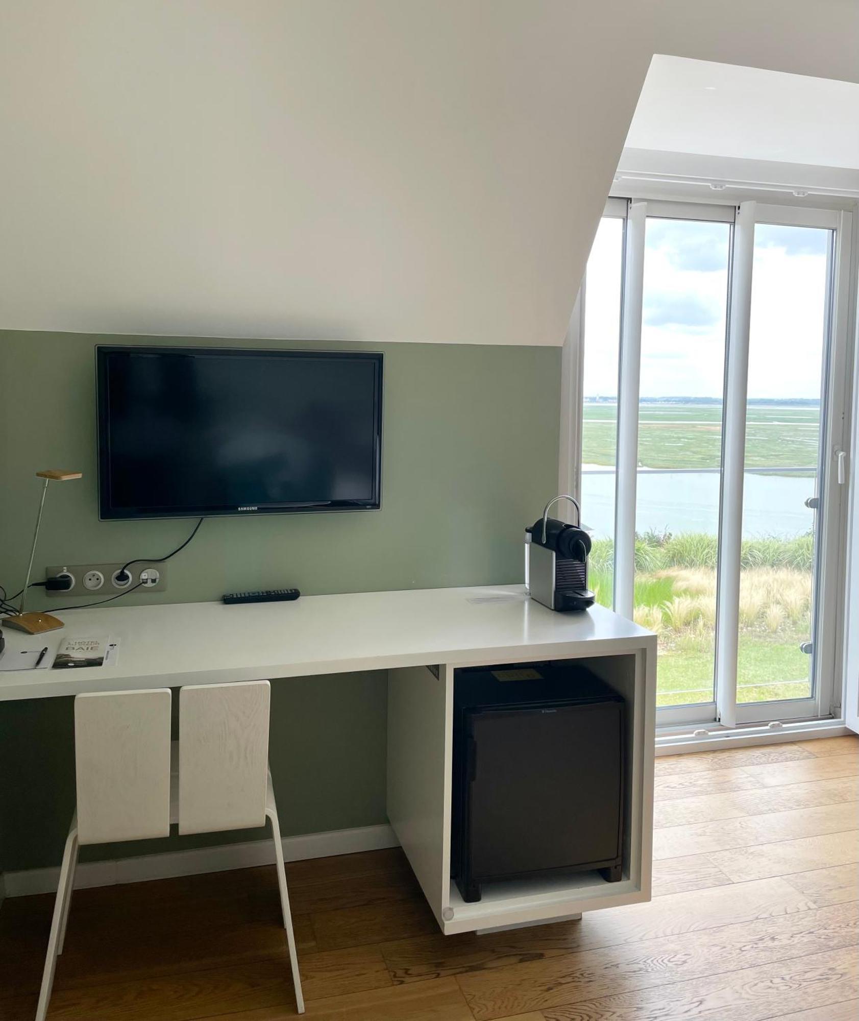 Superior Double or Twin Room Sea View