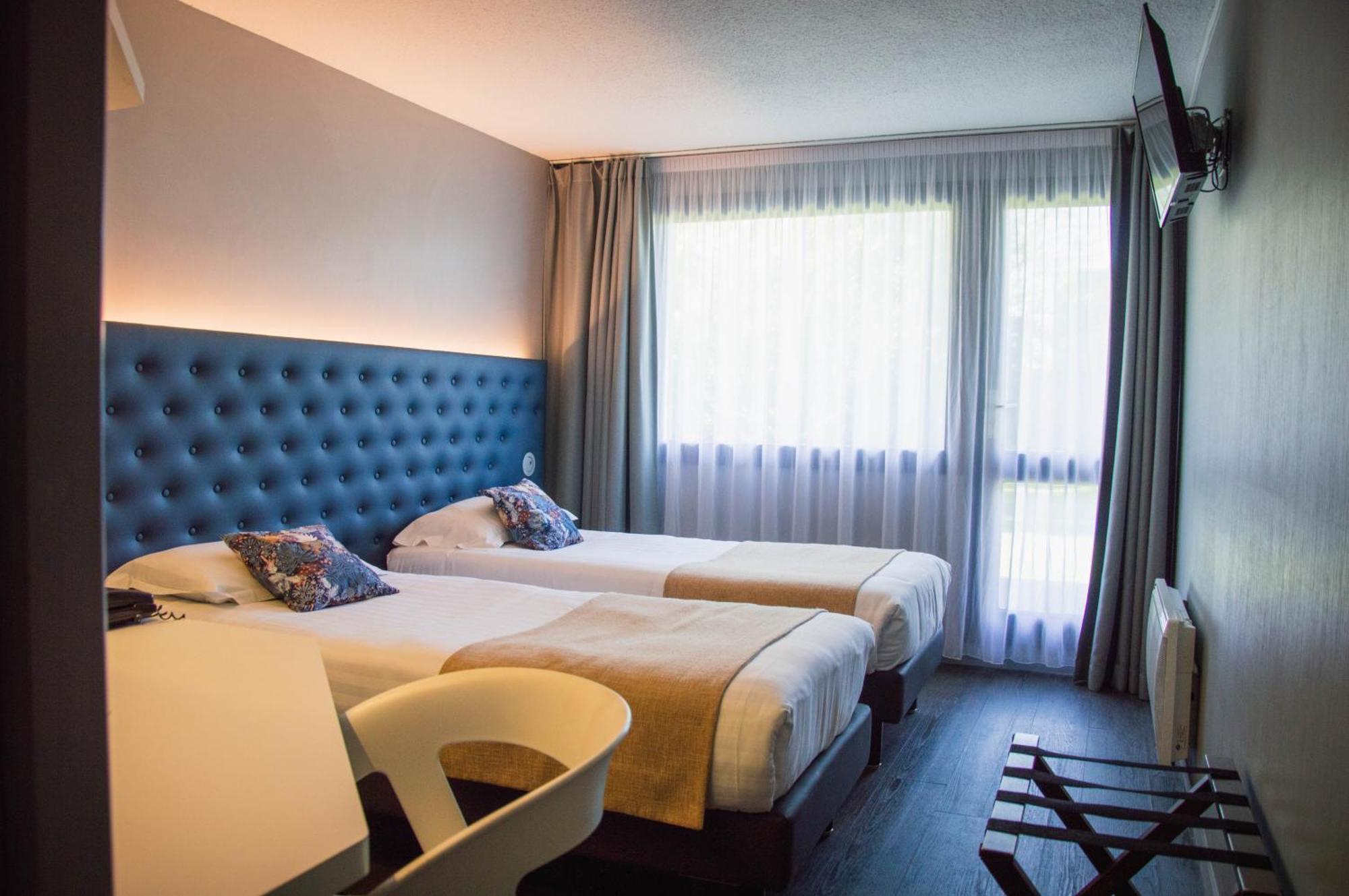 Twin Room Terrace