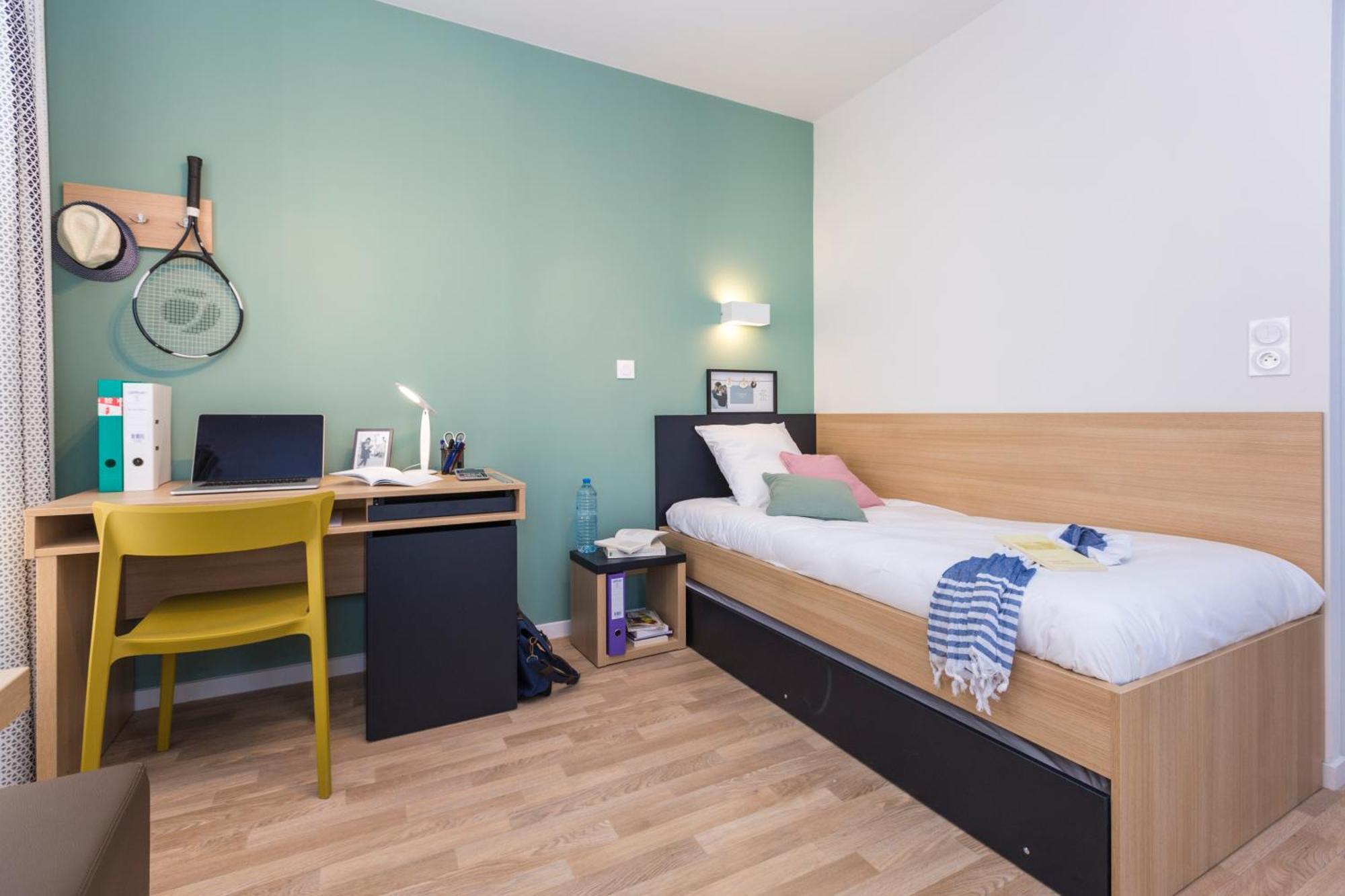 Budget Single Room