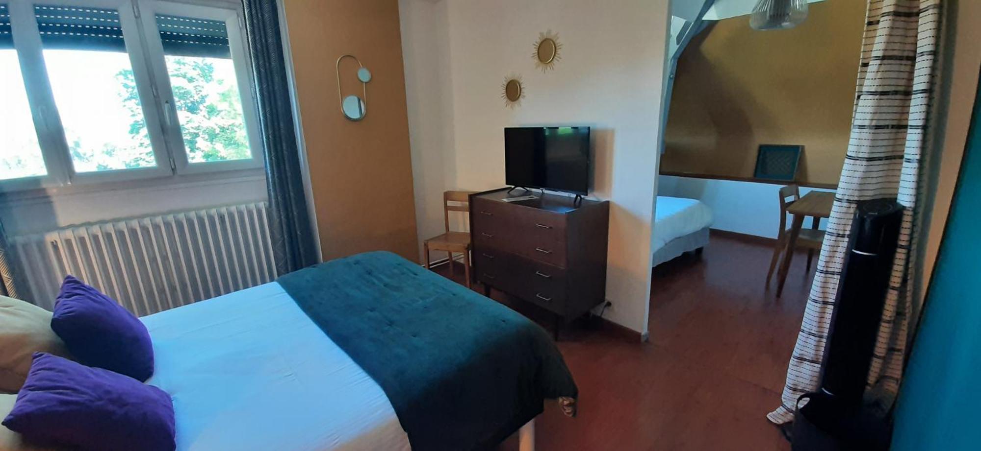 Triple Room