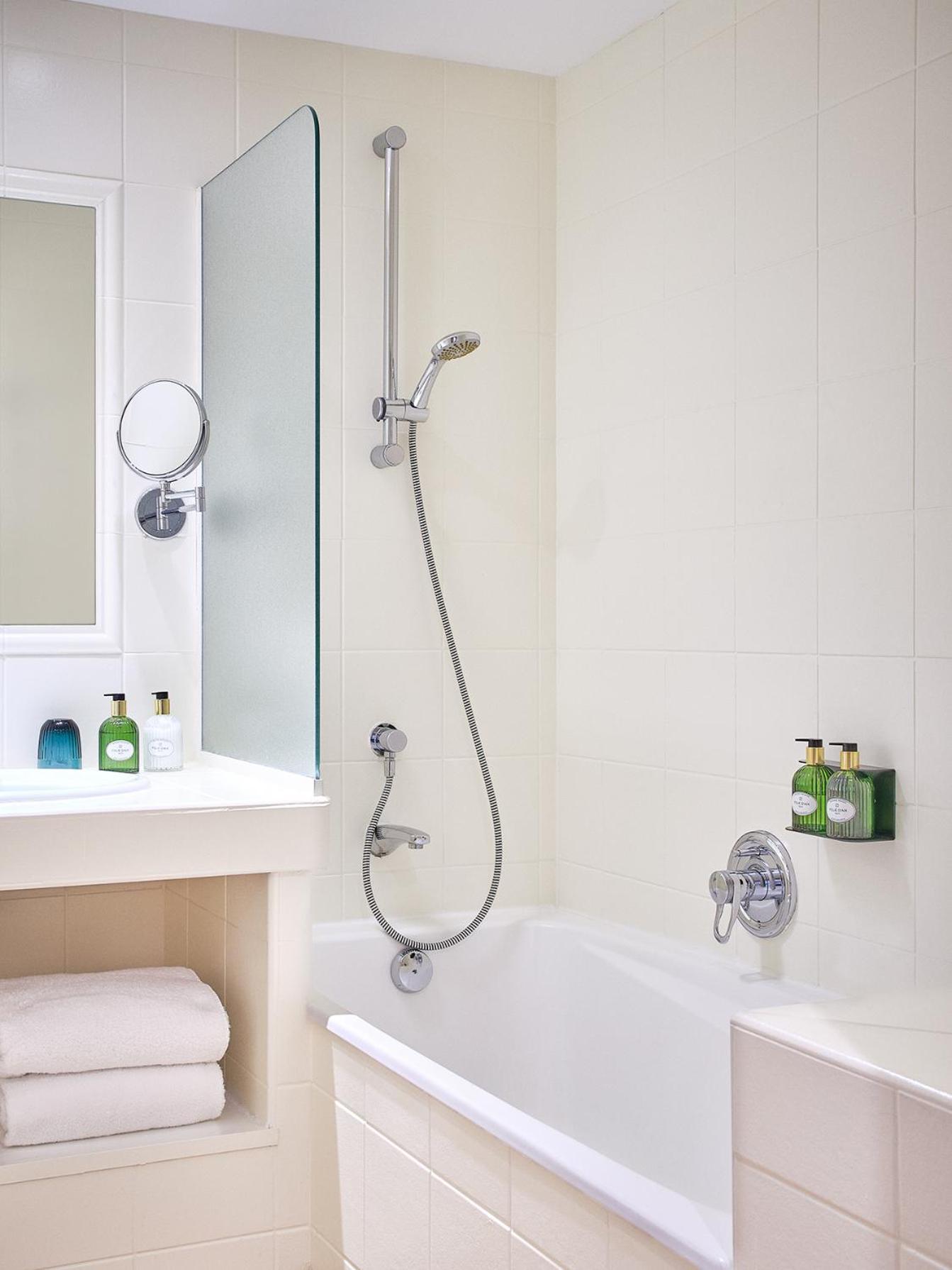 Classic Double Room,1670699403:JPEG