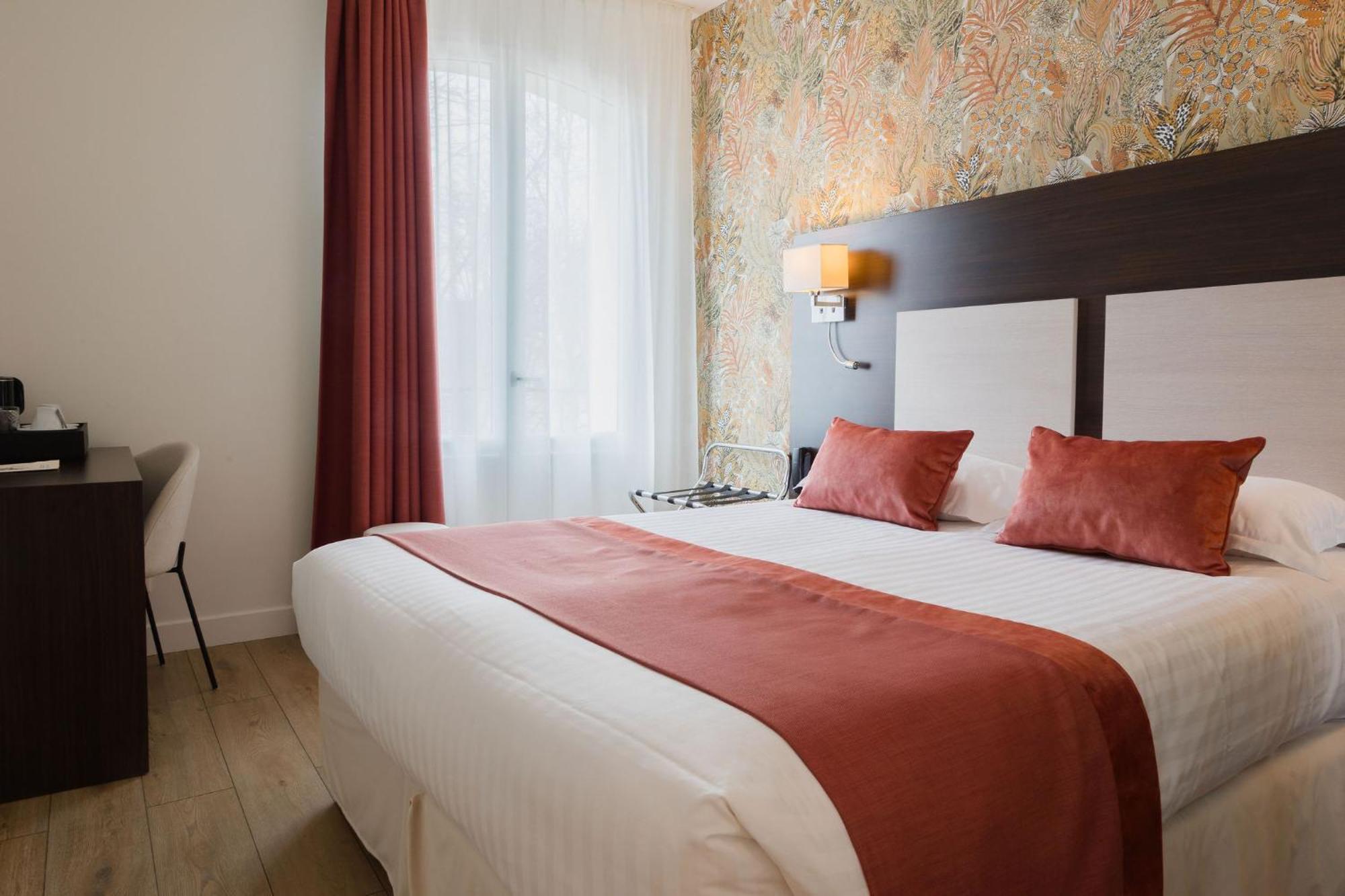 Superior Queen Room