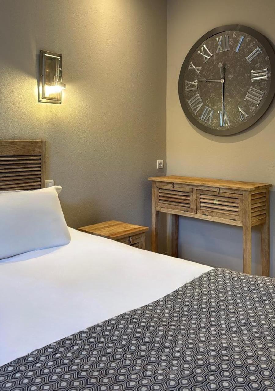 Double Room,1671871202:JPEG