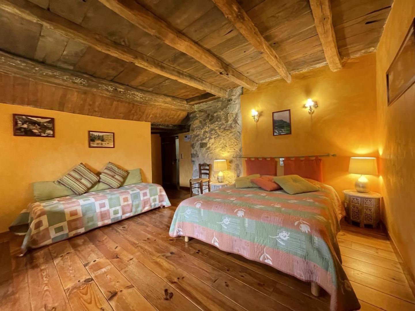 Triple Room,1673671002:JPEG