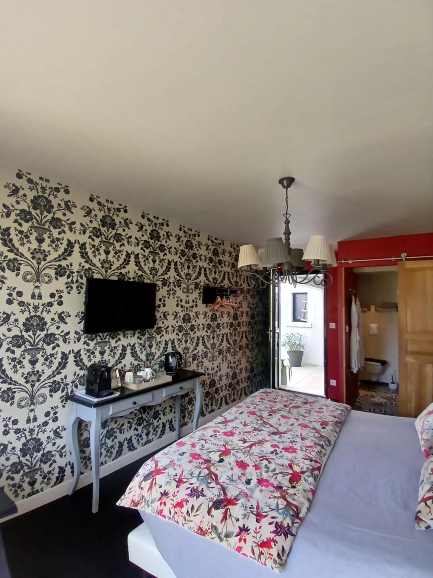 King Room Garden View