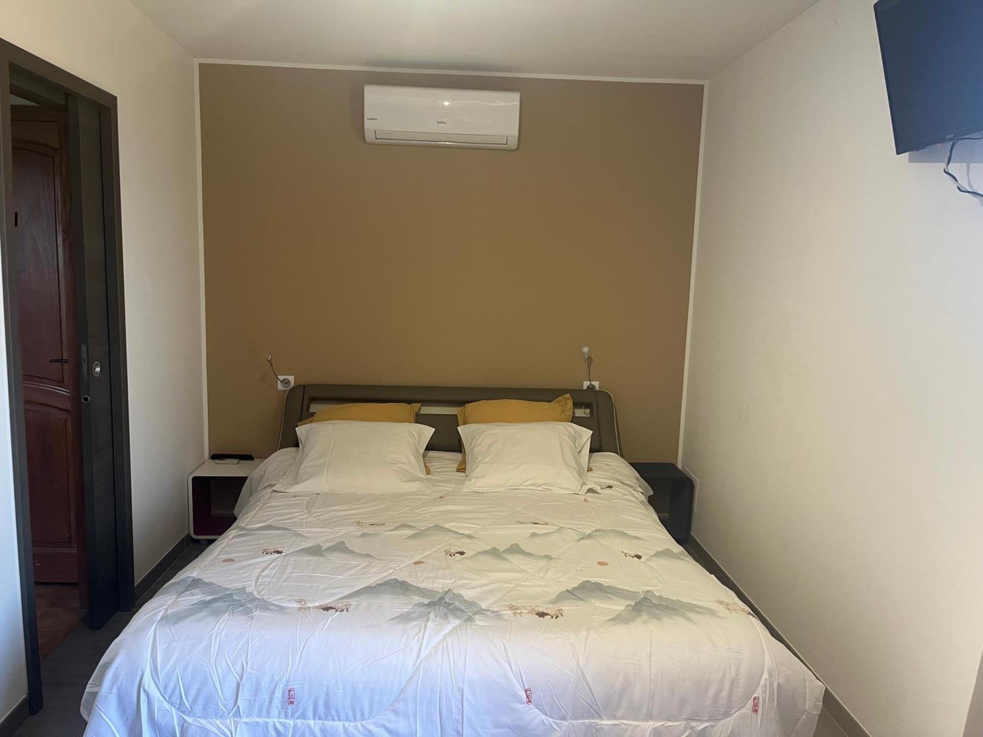 Double Room Marinella,1674001381:JPEG