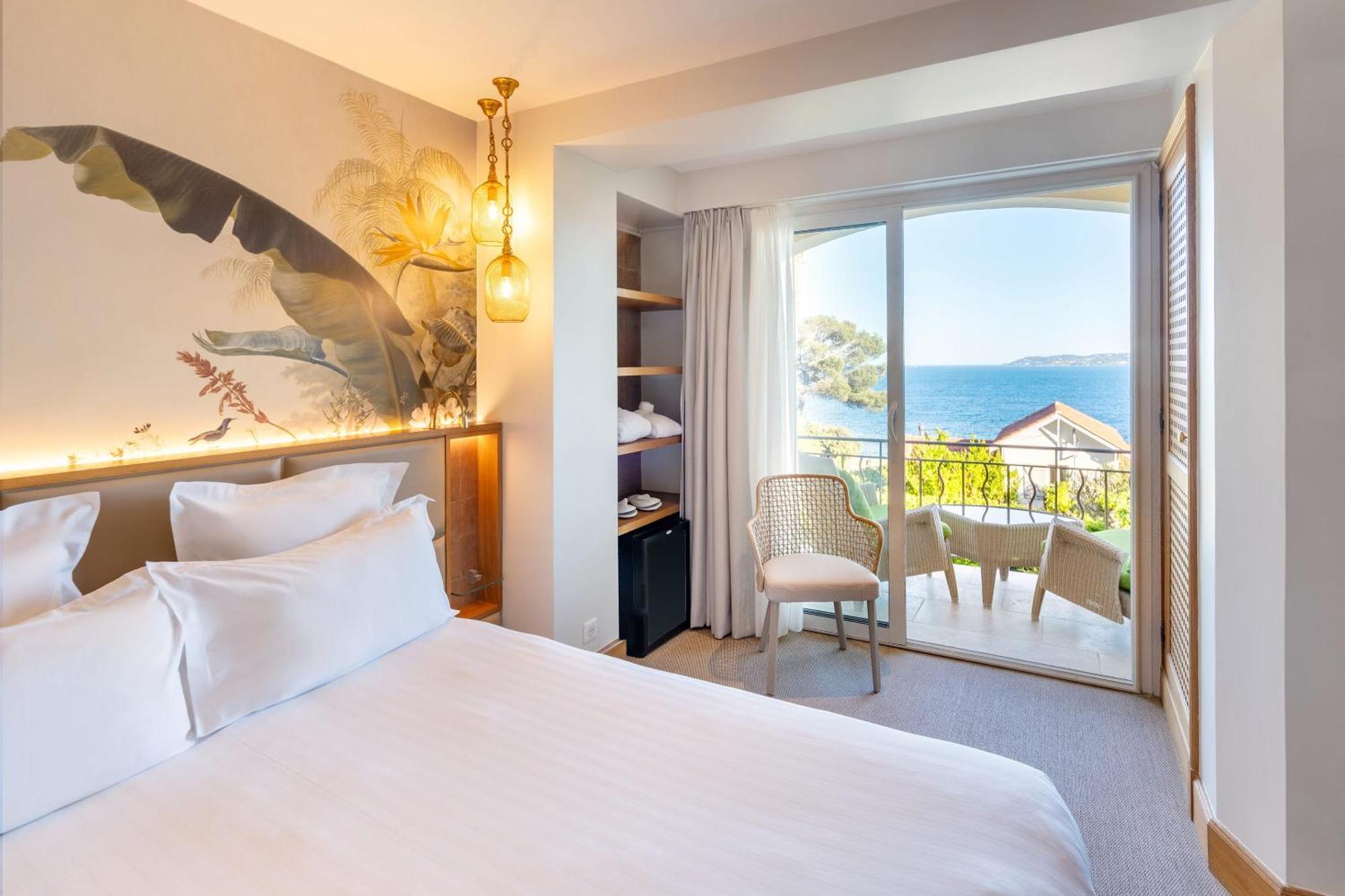Superior Queen Room with Terrace and Sea View,1674704411:JPEG