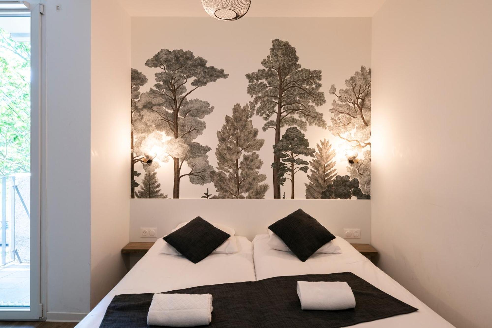 Double or Twin Room without kitchen facilities