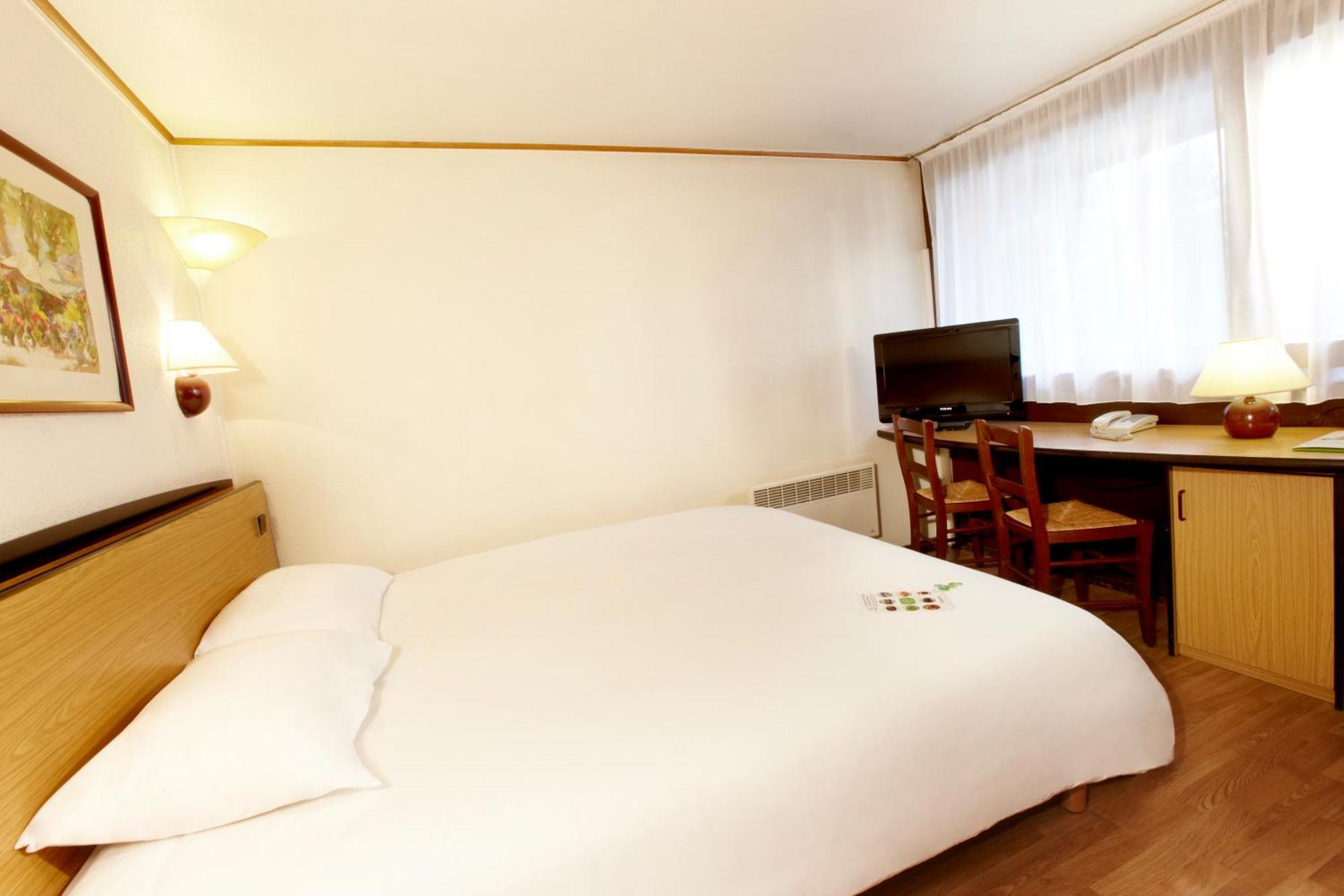 One Double Bed One Single Bed,1676729024:JPEG