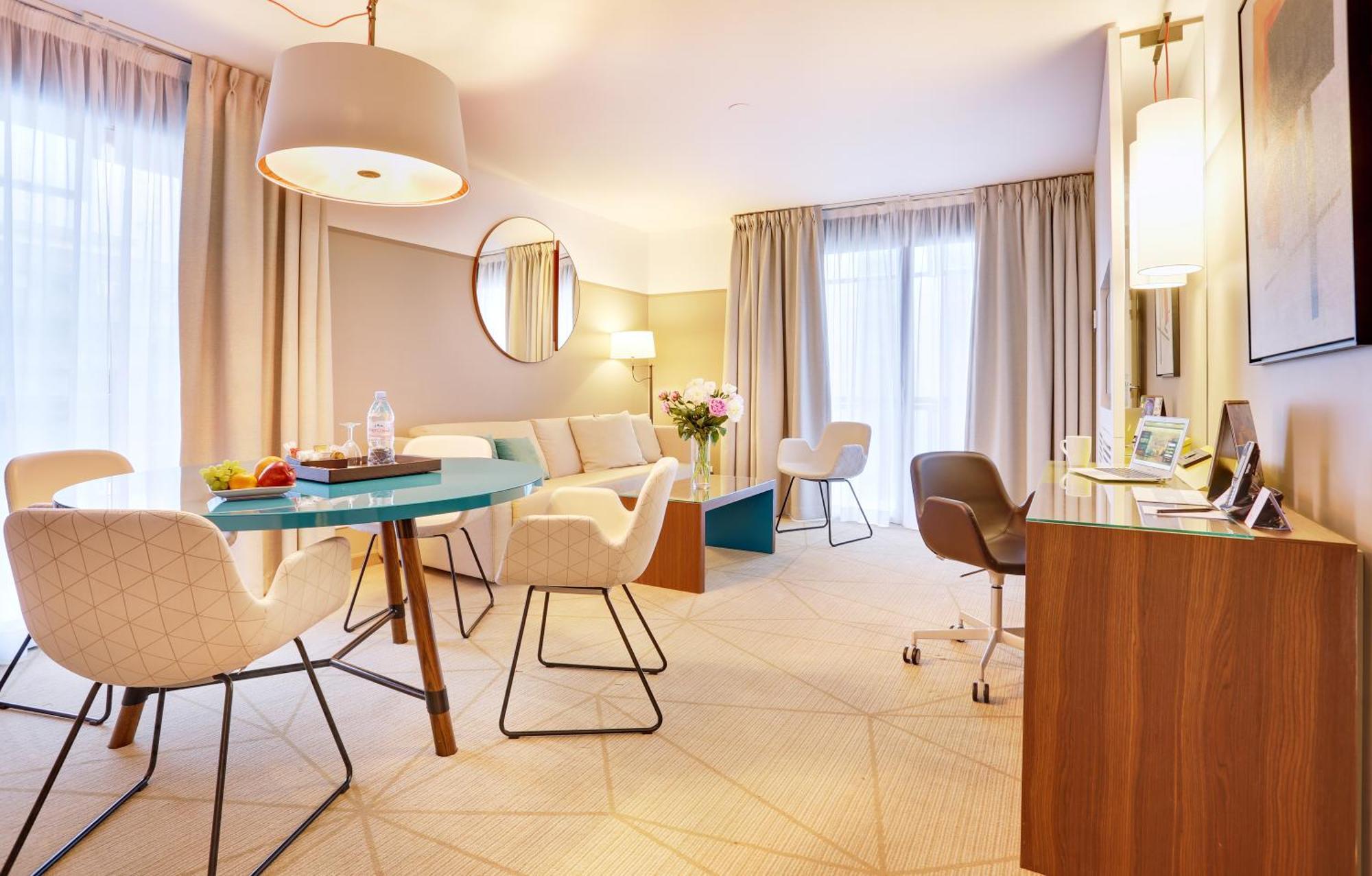Two-Bedroom Deluxe Apartment 65m2