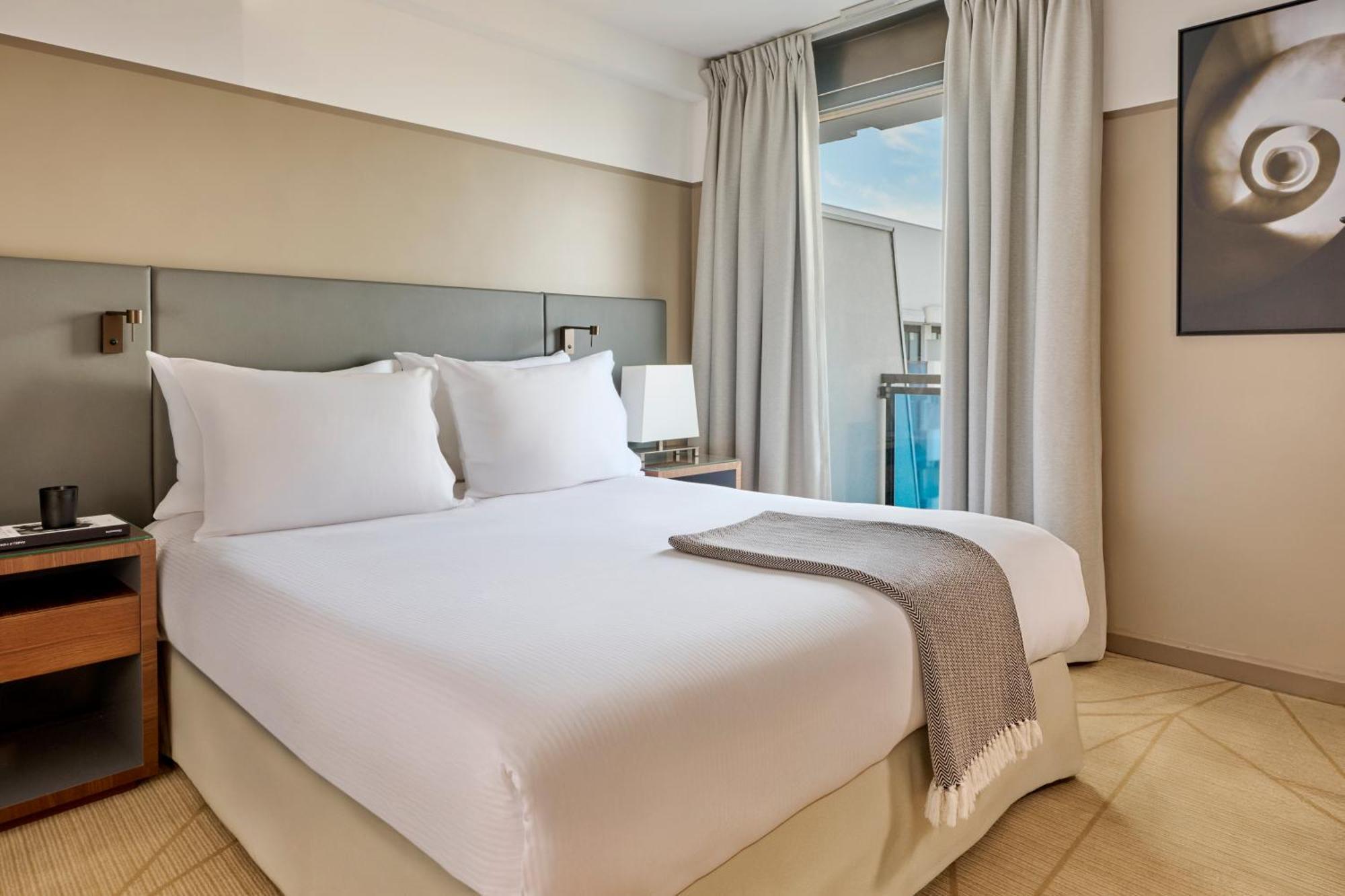 Two-Bedroom Deluxe Apartment 65m2
