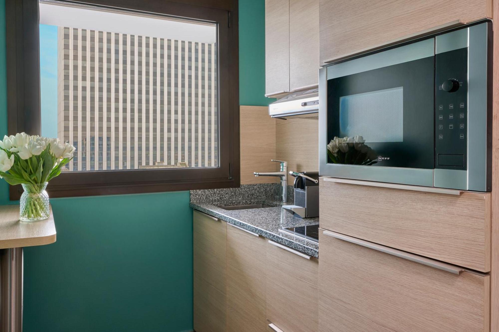 Two-Bedroom Deluxe Apartment 65m2