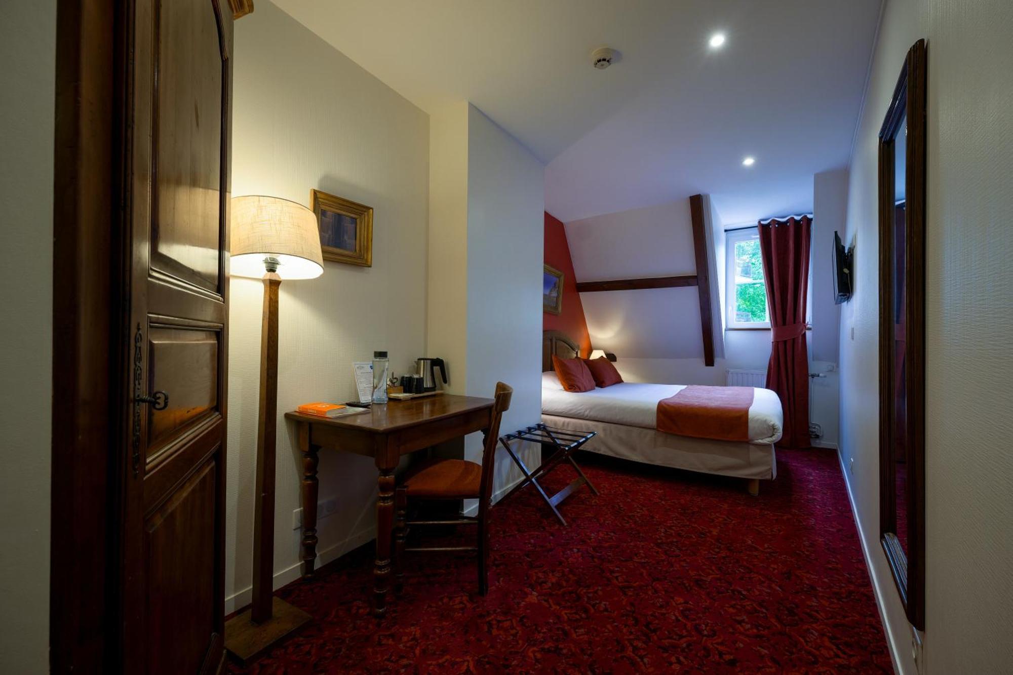 Classic Double Room