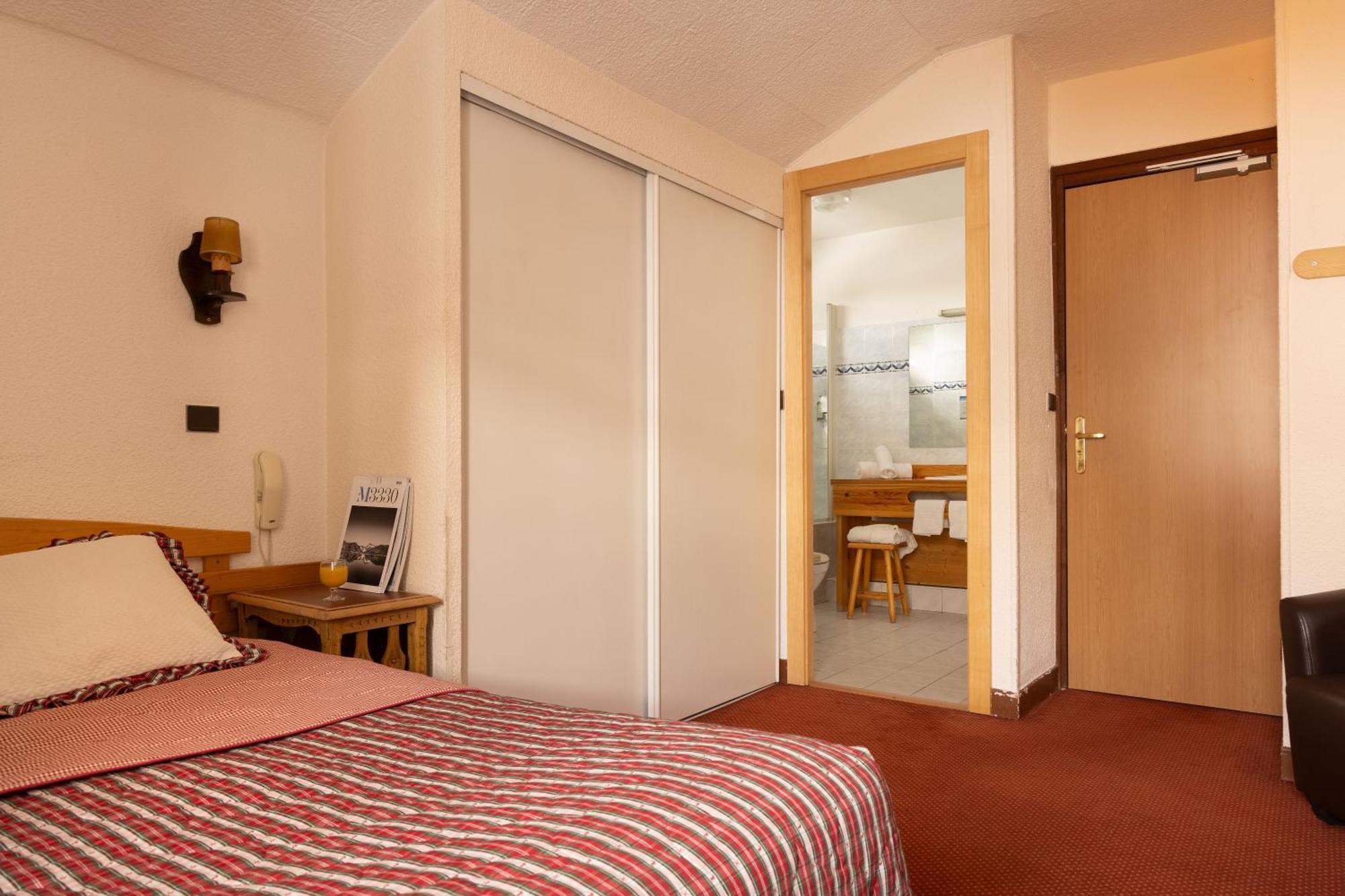 Double or Twin Room Shower North View