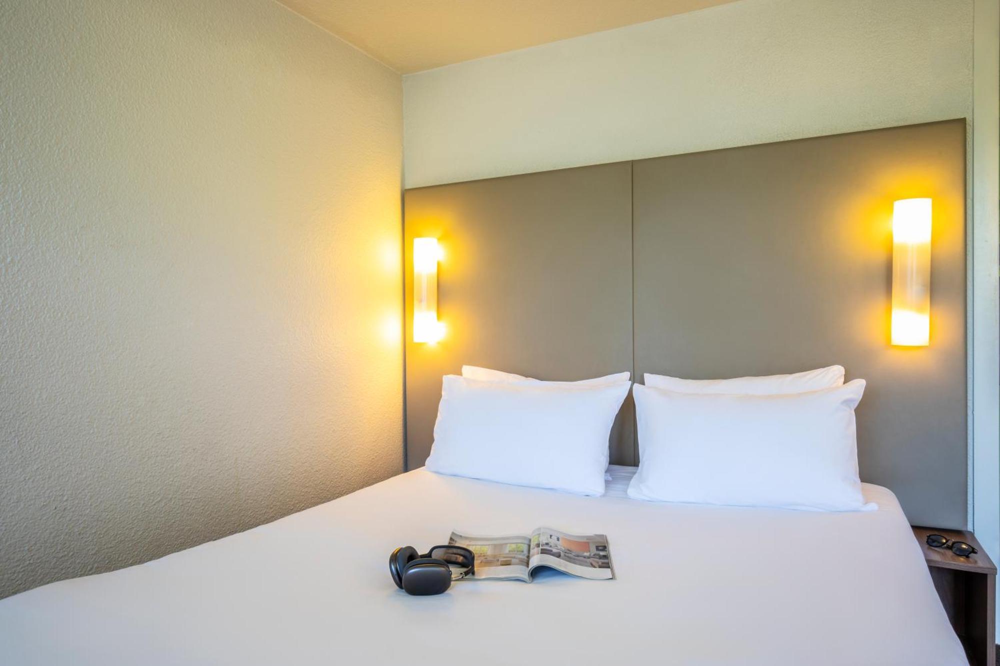 Chambre double standard avec 1 lit simple - Jusqu’à 10 ans