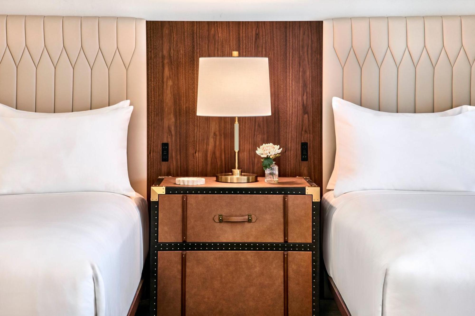 Deluxe Room 2 Queen Beds
