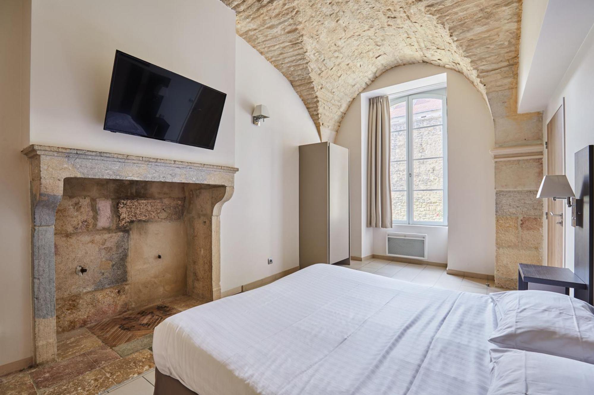 One-Bedroom Superior Apartment