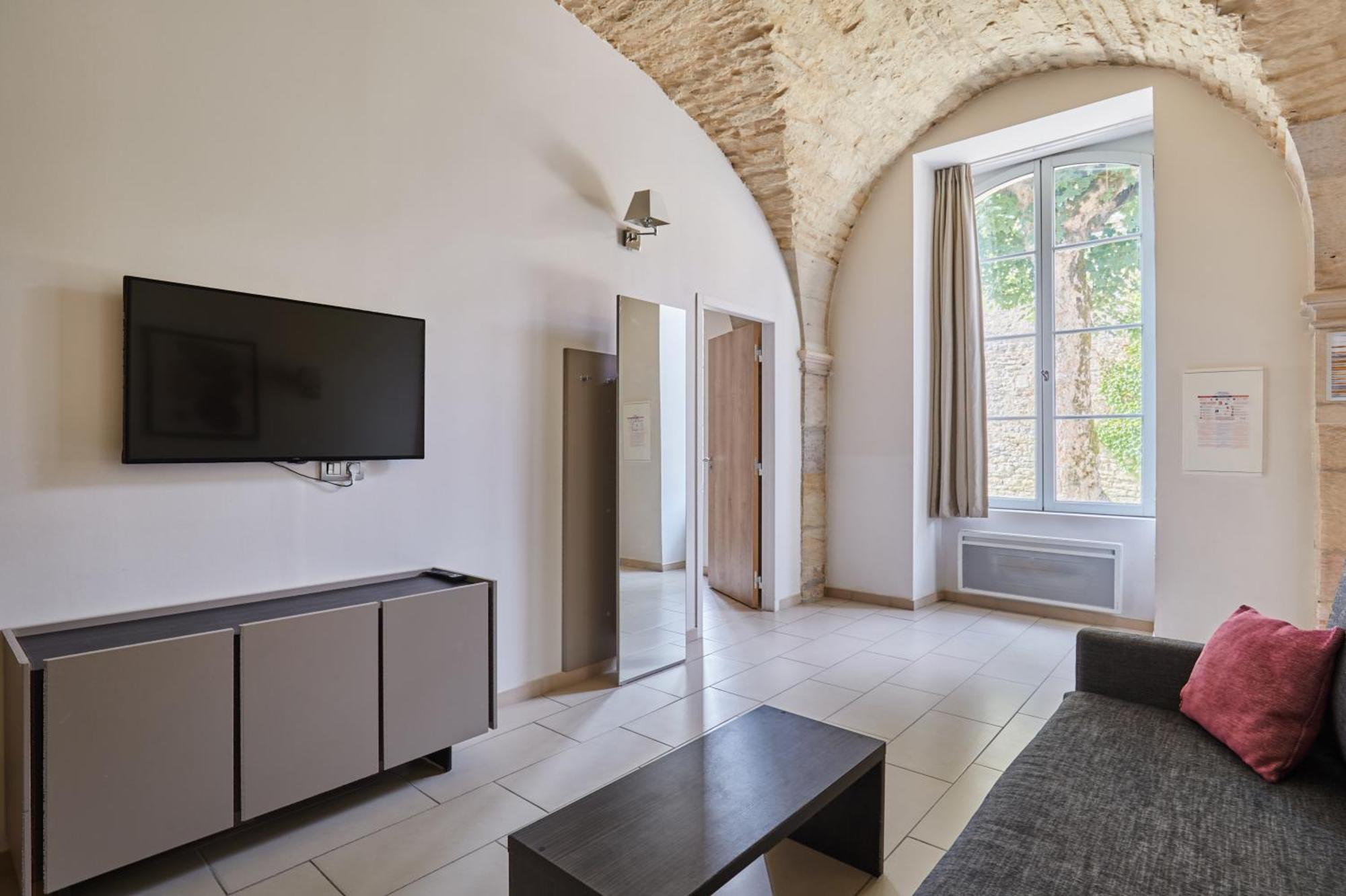 One-Bedroom Superior Apartment