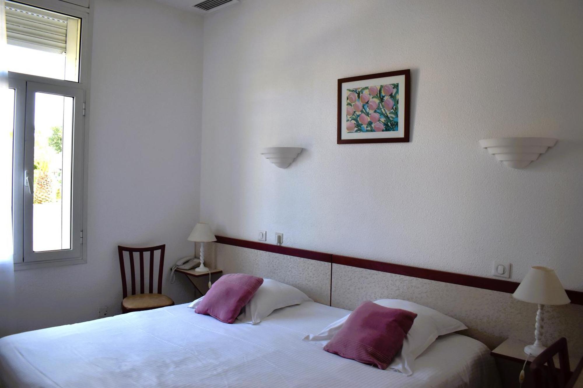 Double Room Street Side