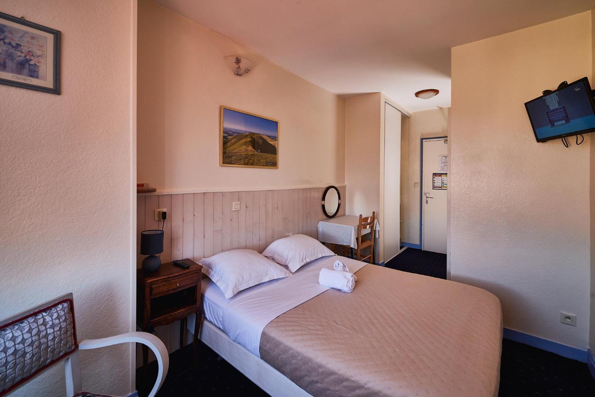 Double Room Private Bathroom