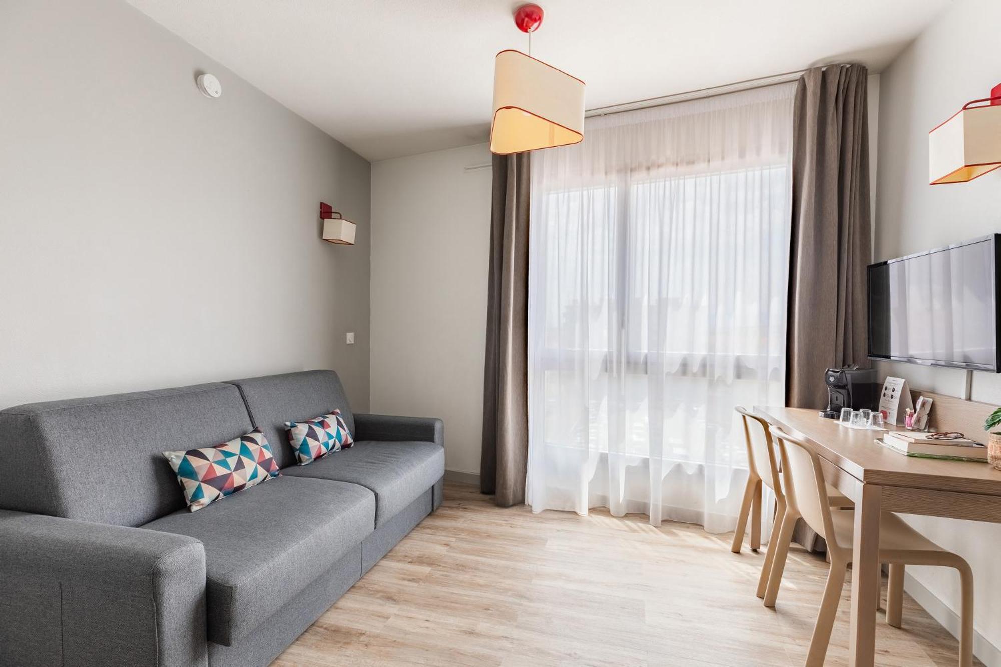 Apartment,1689851705:JPEG