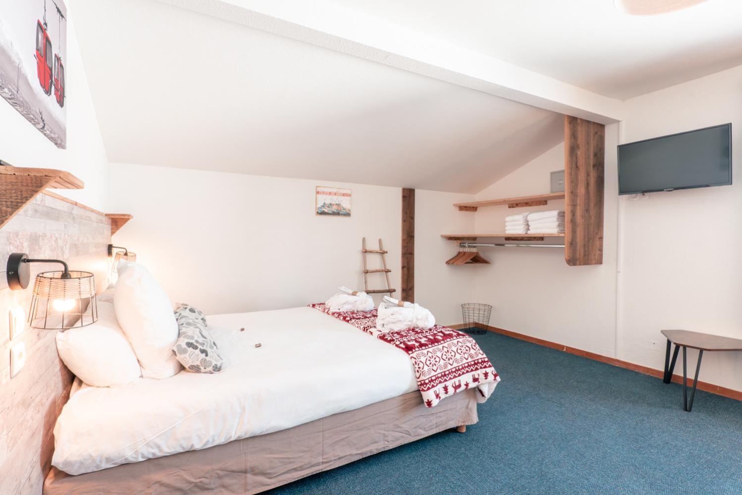 Familiekamer met Uitzicht op de Bergen