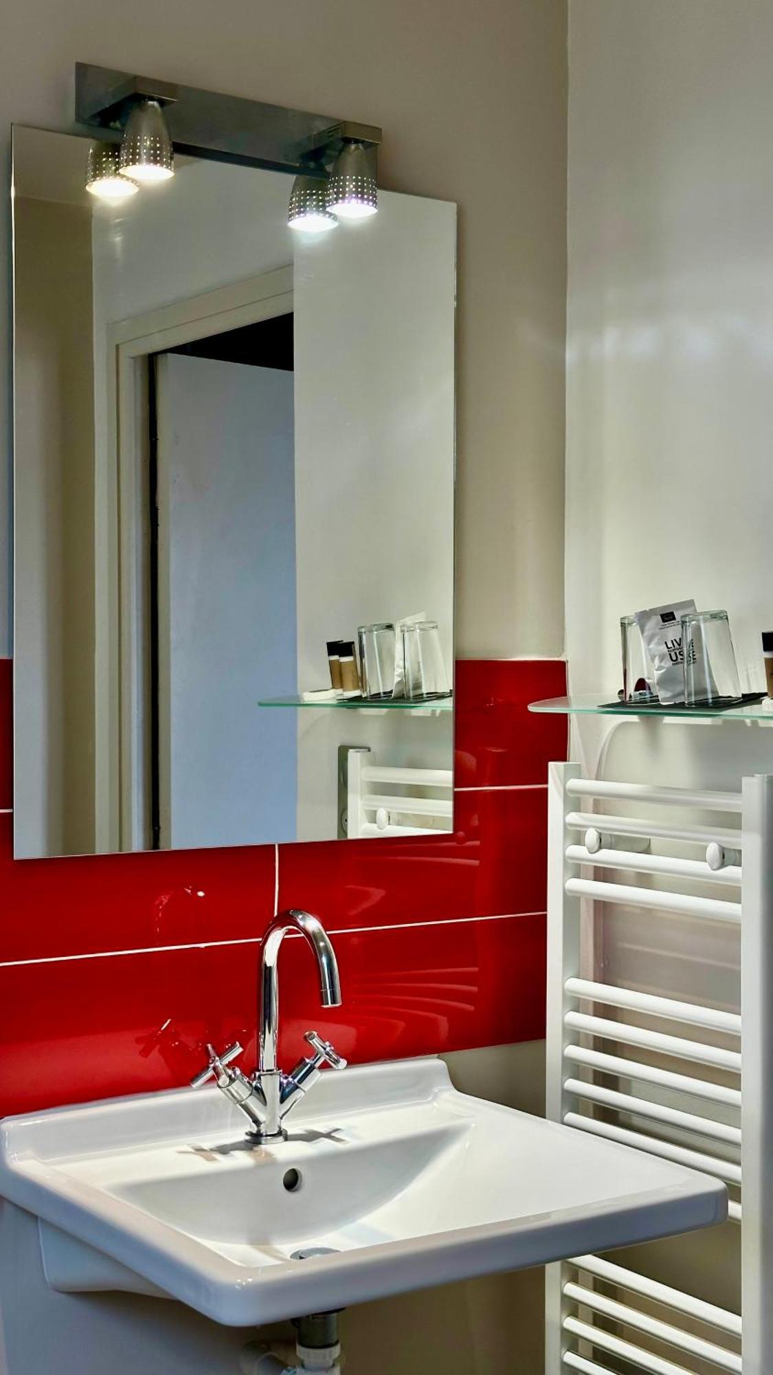 Superior Double Room Bath