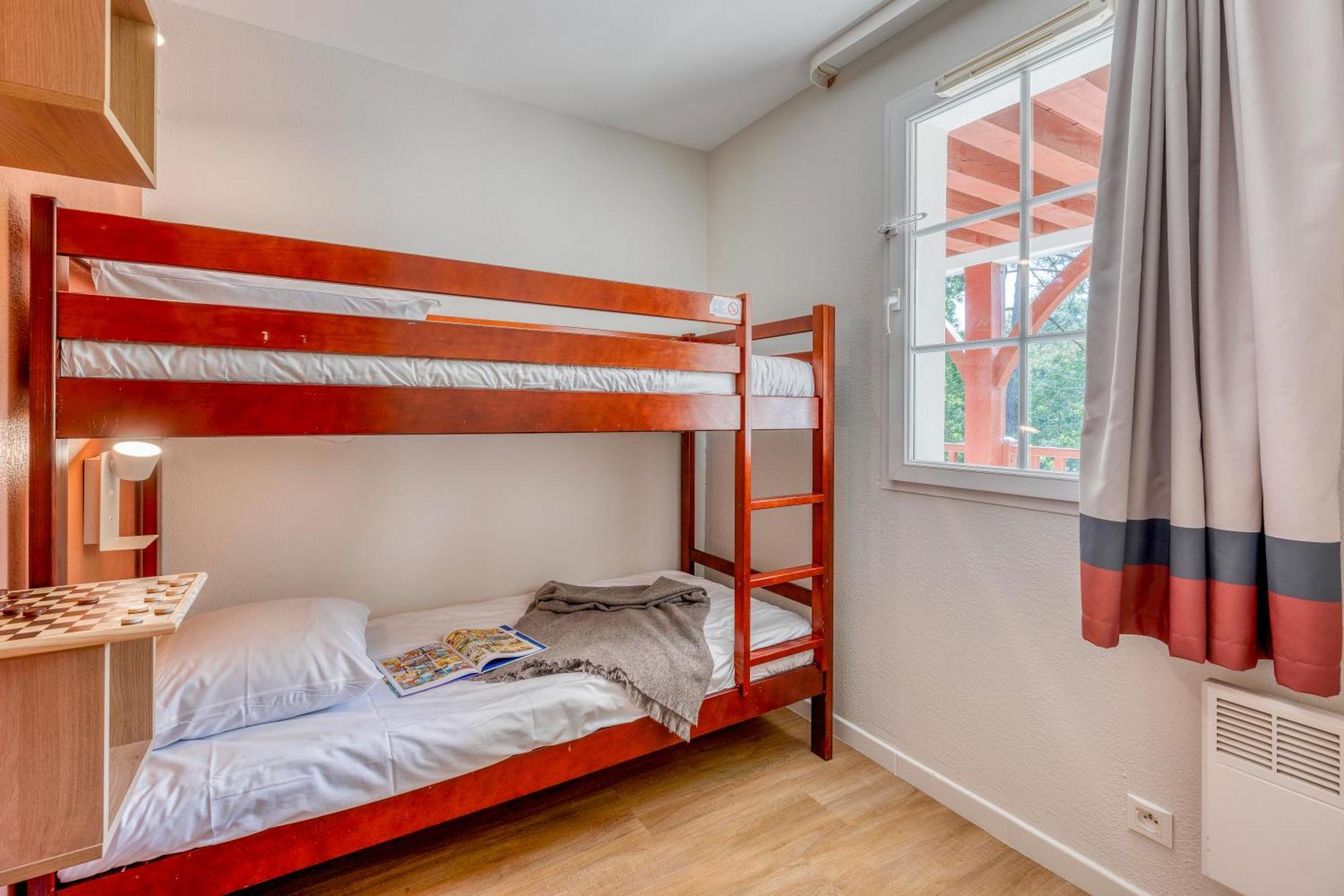 Appartement Supérieur 1 Chambre avec Coin Nuit et Terrasse ou Balcon (6 Personnes)