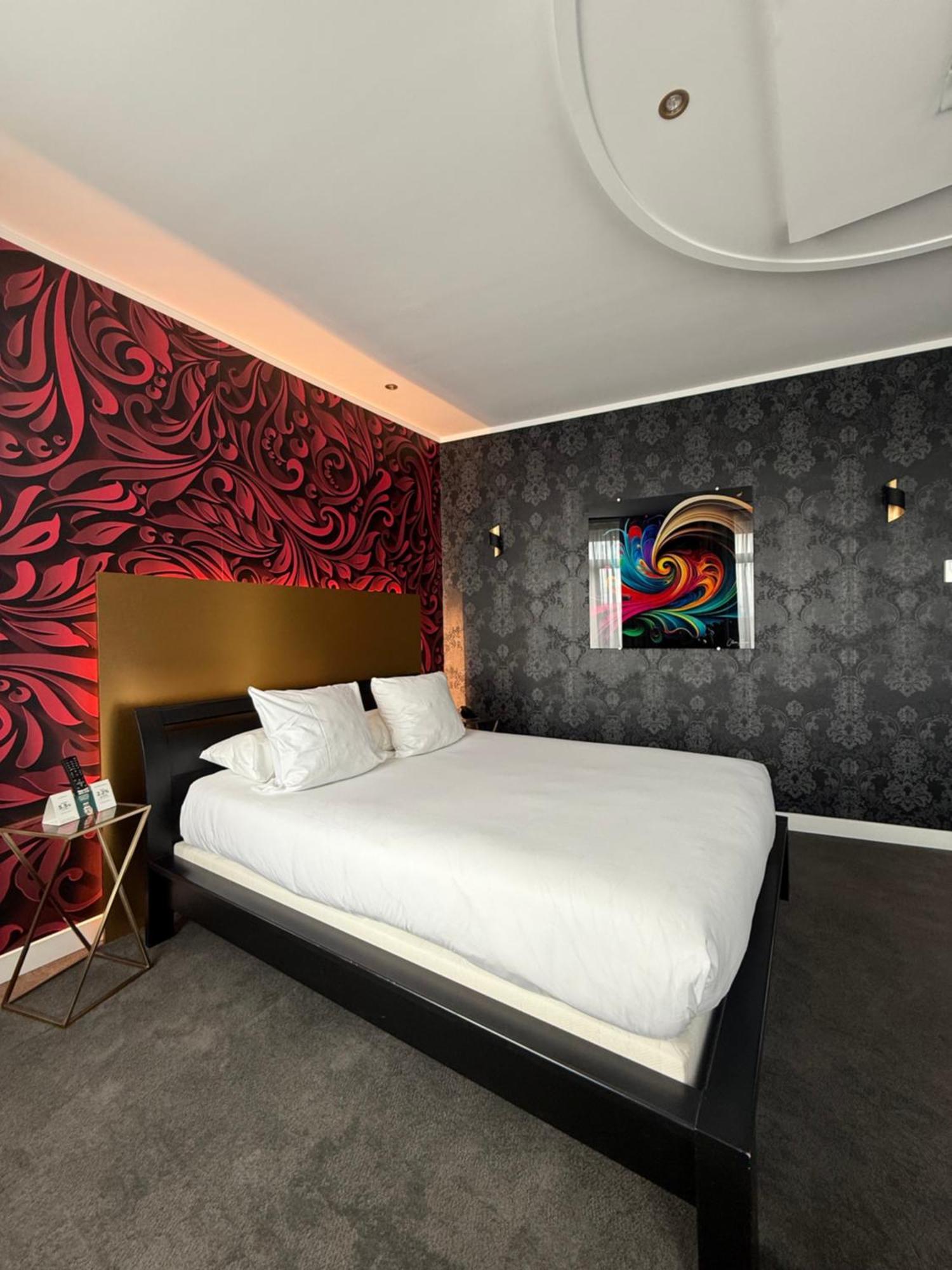 Suite Port View
