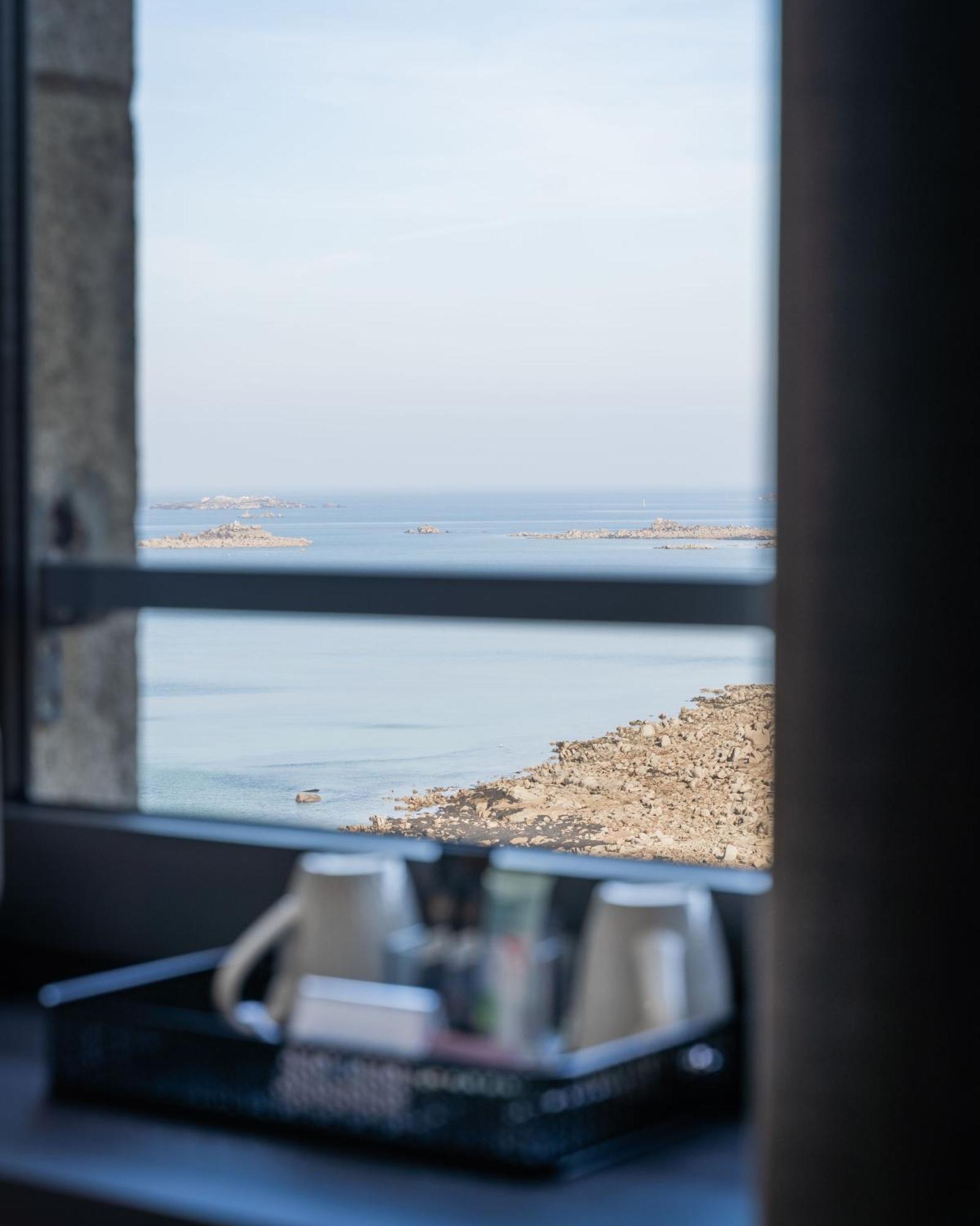 Double Room Lateral Sea View