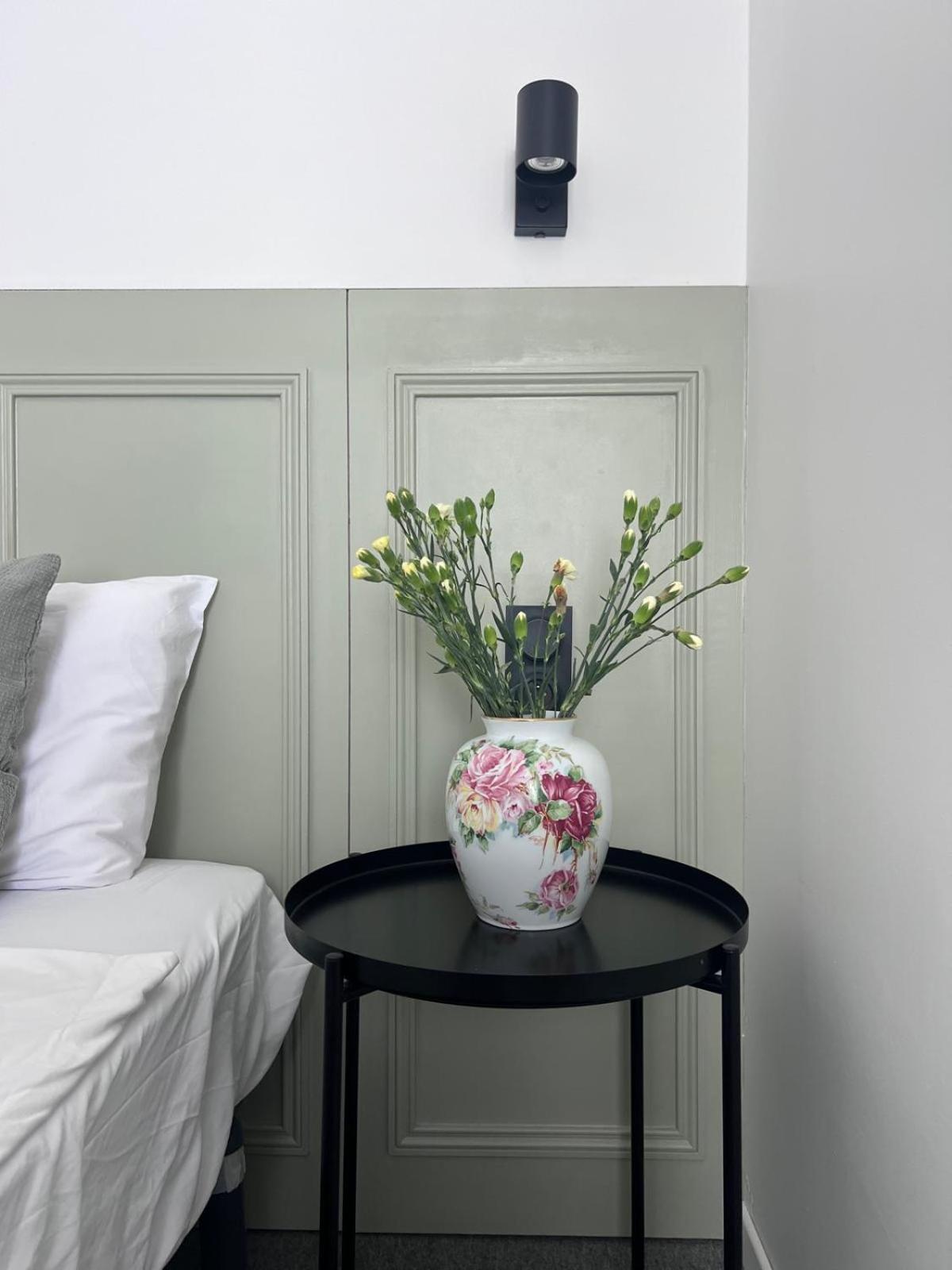 Single Room with Private Bathroom,1699476665:JPEG
