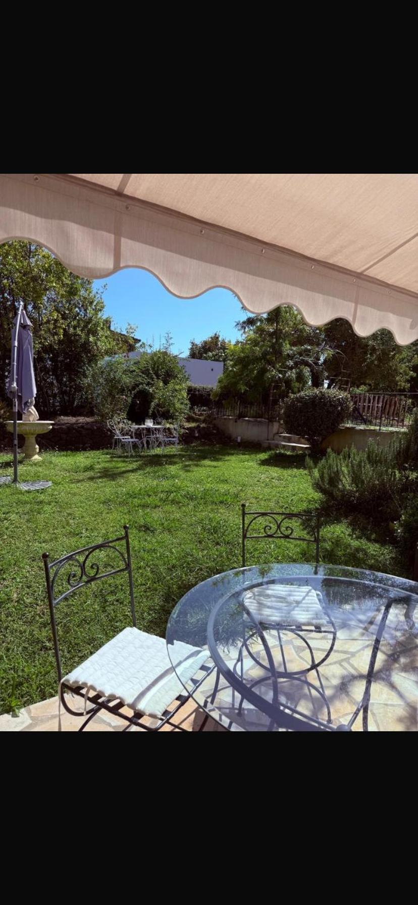 Studio Garden View