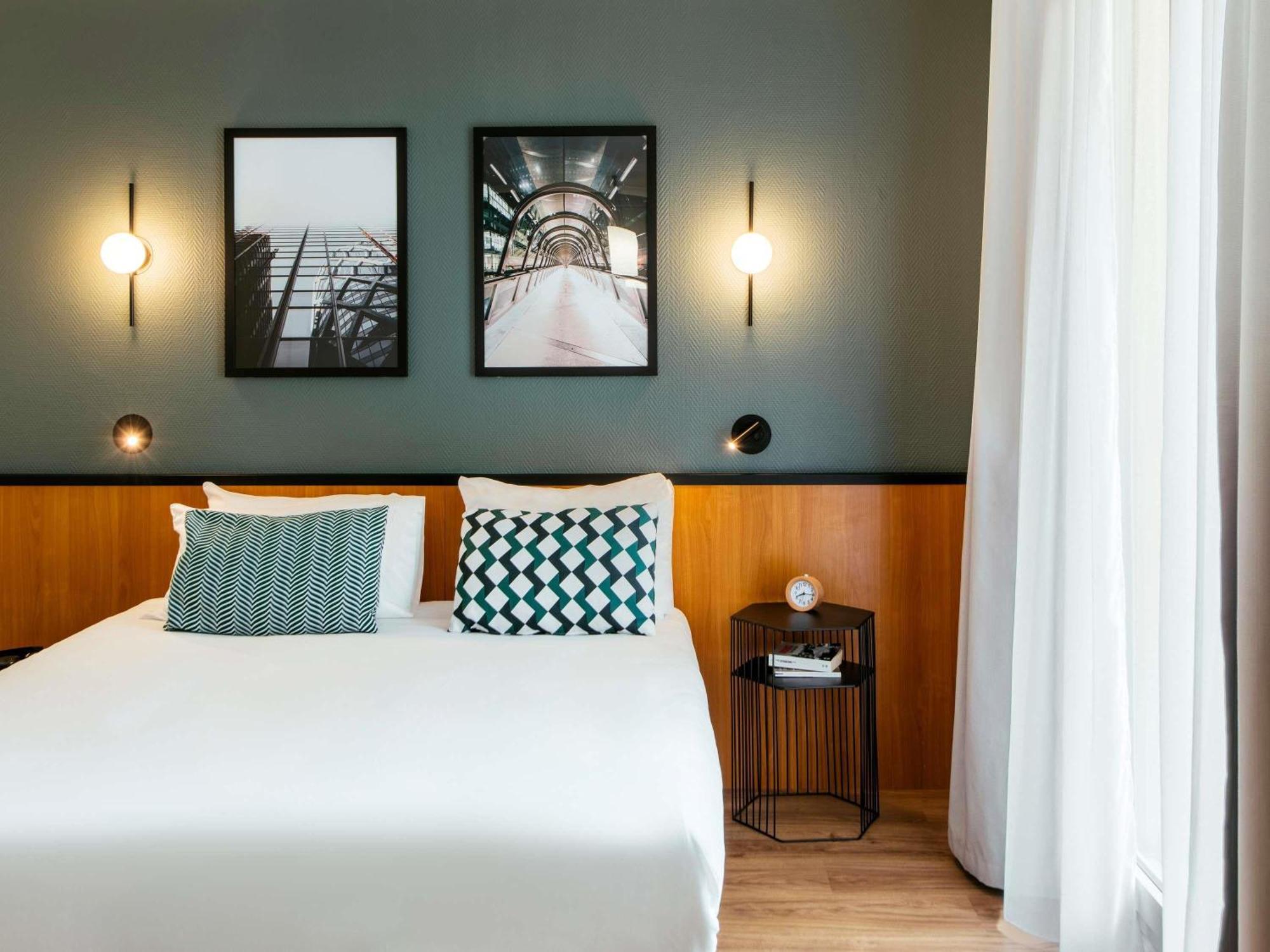 Studio Double Bed