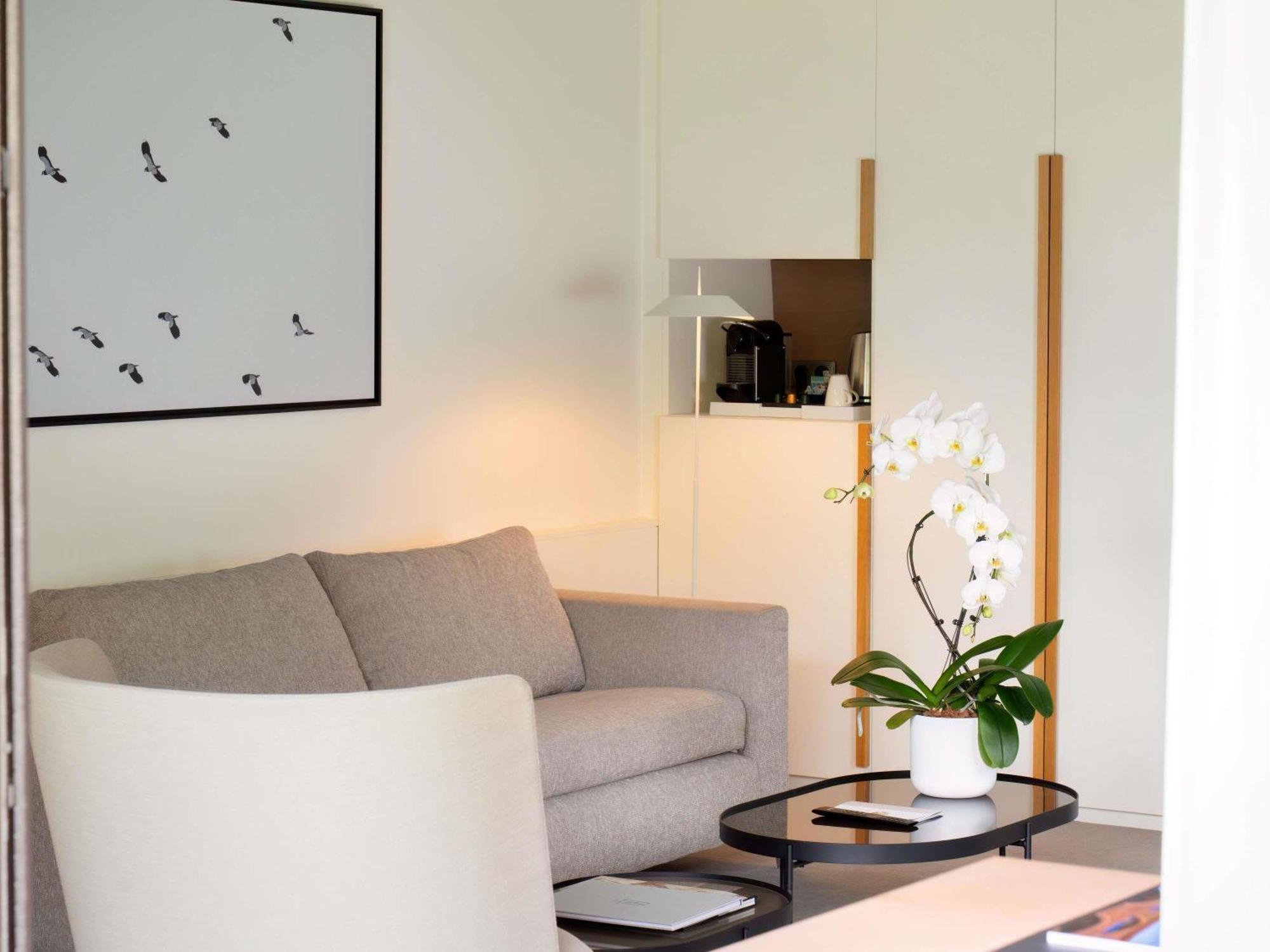 Suite Exécutive avec 1 Lit King-Size et Canapé - Vue sur Forêt