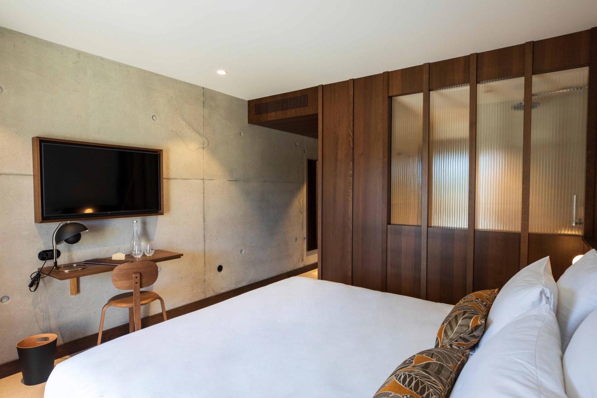 Deluxe Room with Loggia,1731757690:JPEG