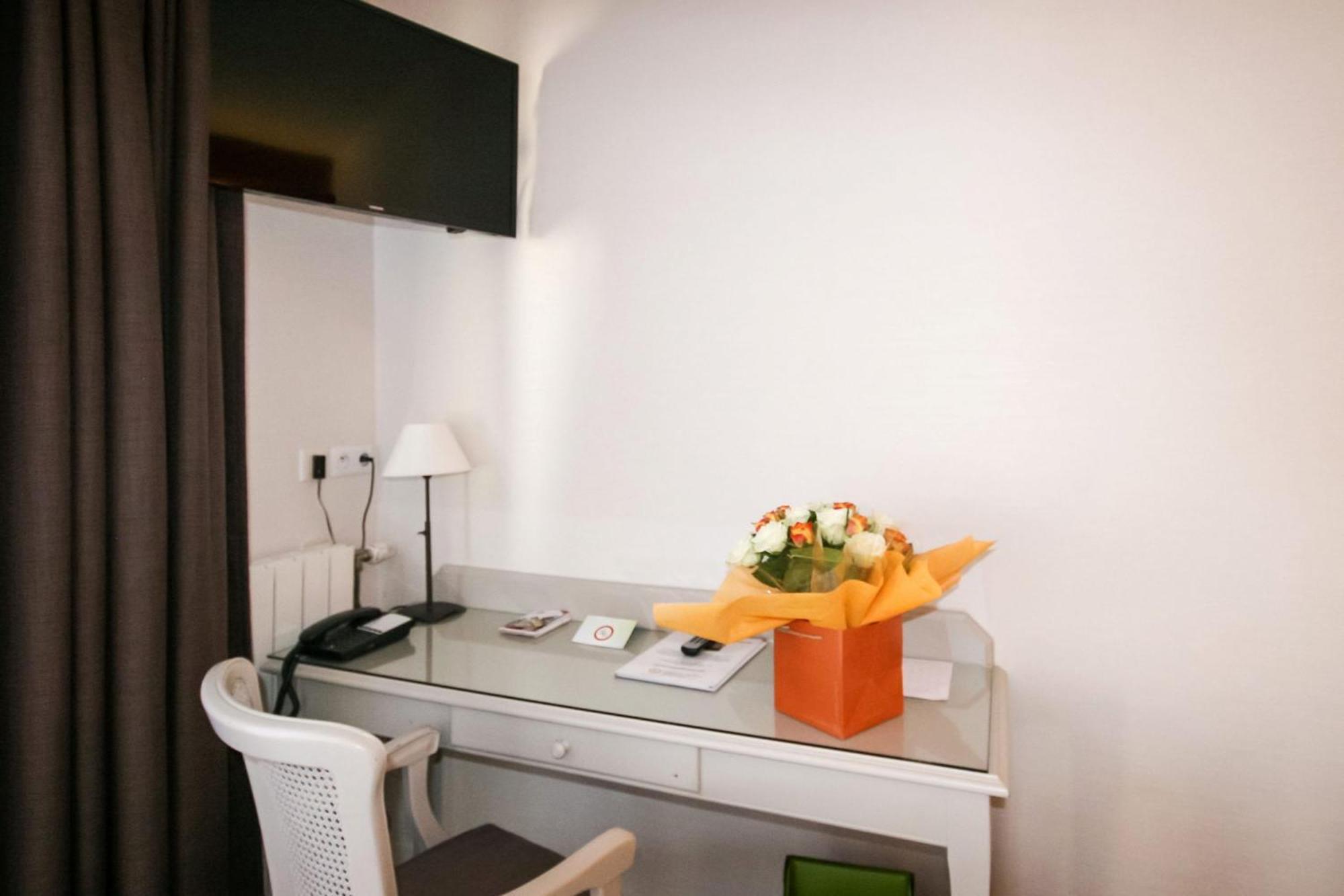 Double Room,1705571943:JPEG