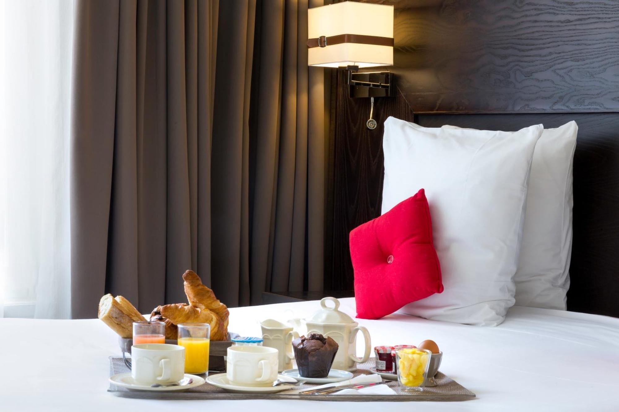 Comfort Queen Room