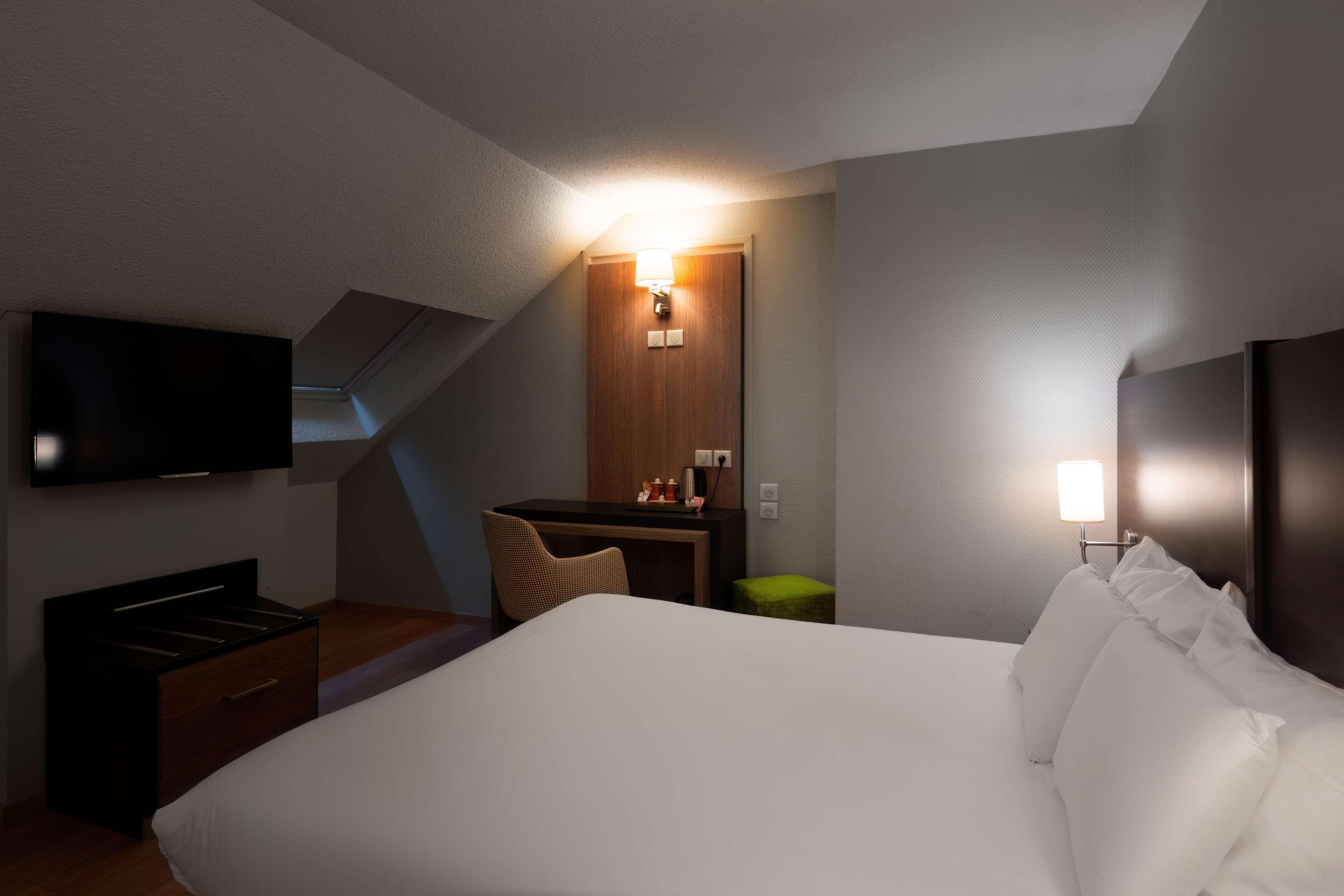 Triple Room 1 Double Bed 1 Single Bed