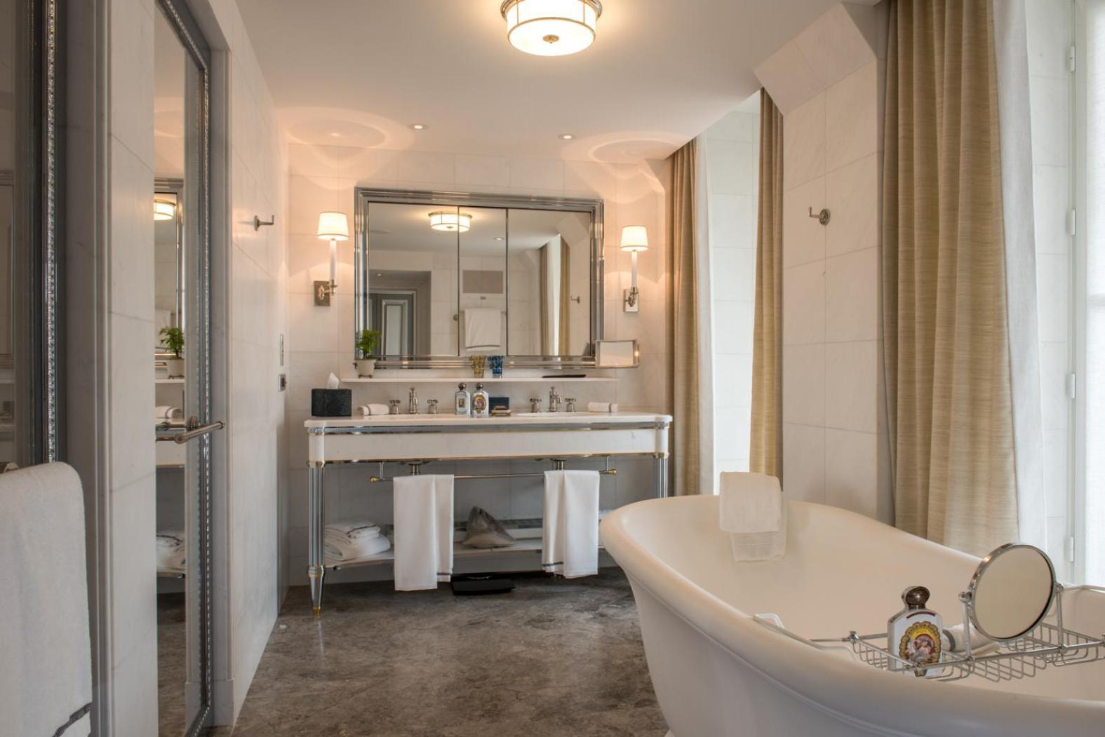 Grand Premier King Room,1706633373:JPEG