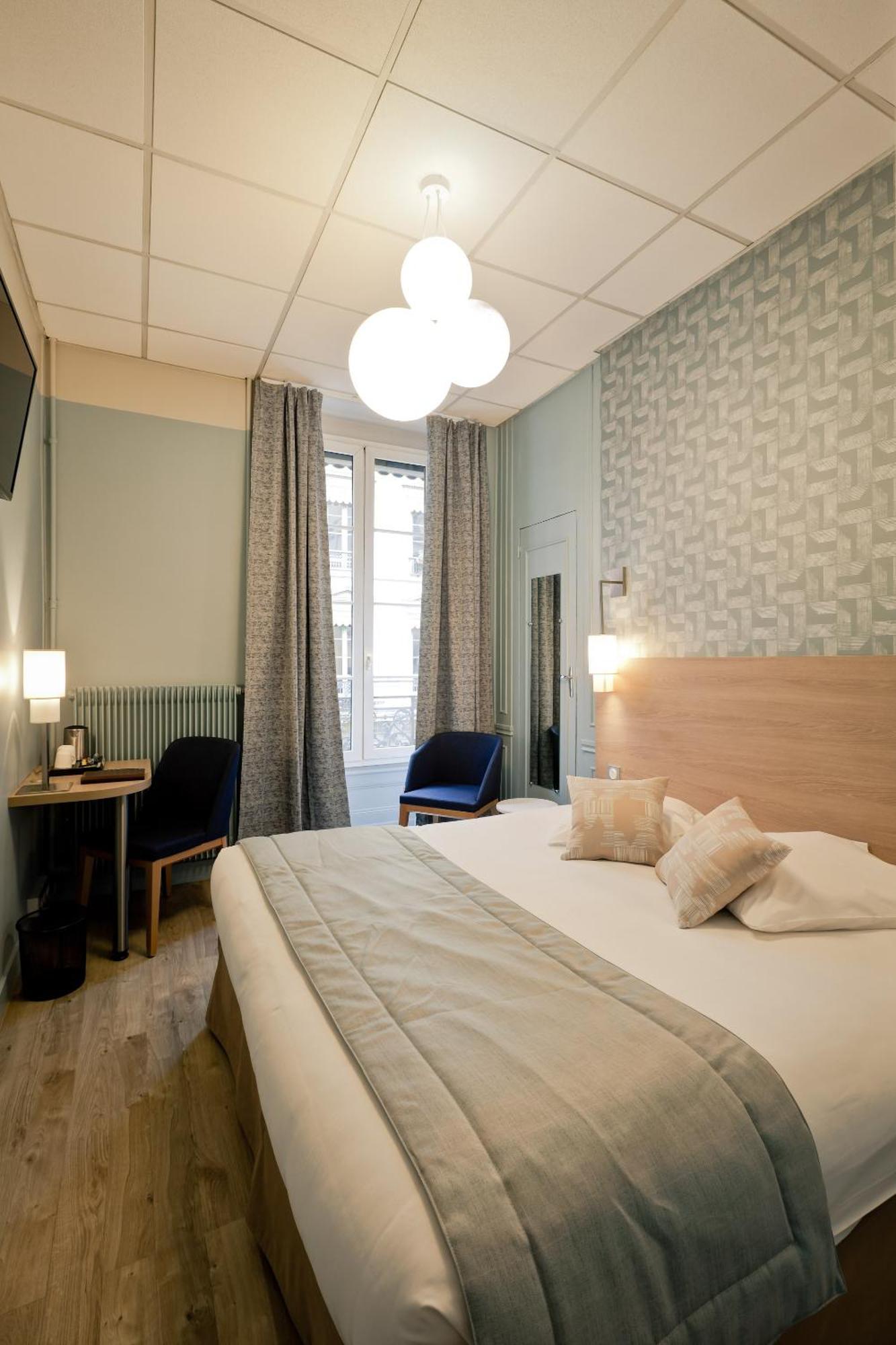 Double or Twin Room Balcony
