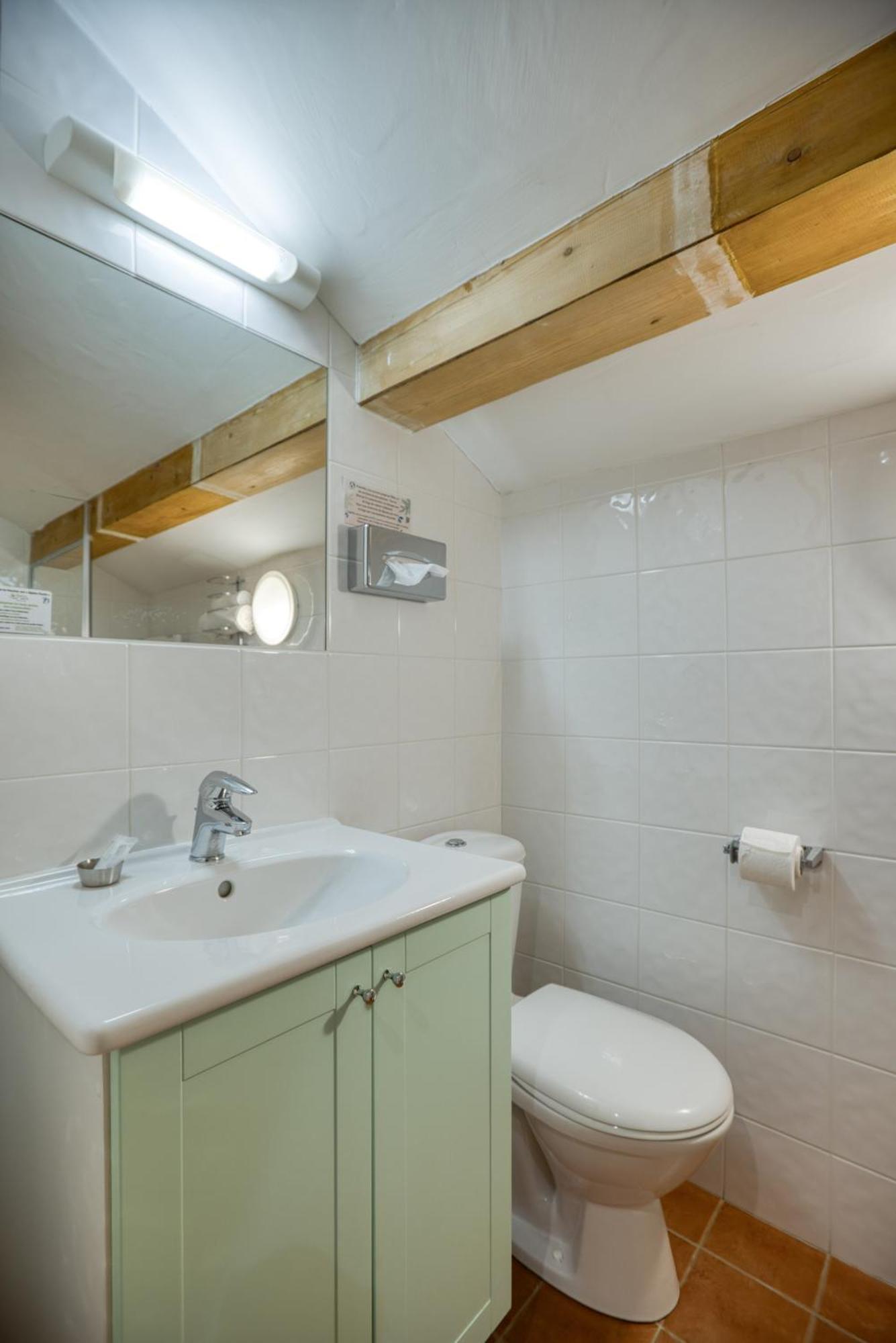 Triple Room,1706804686:JPEG