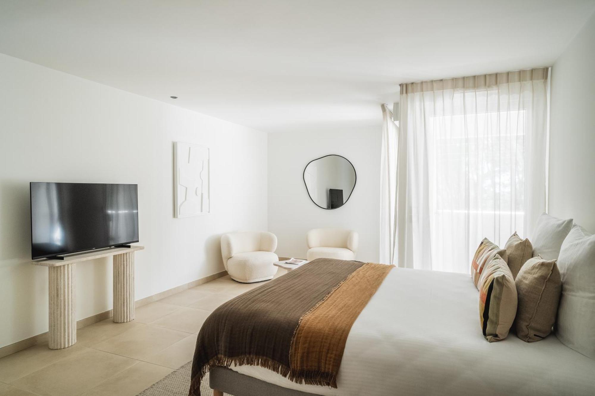 Vierbettzimmer mit Balkon