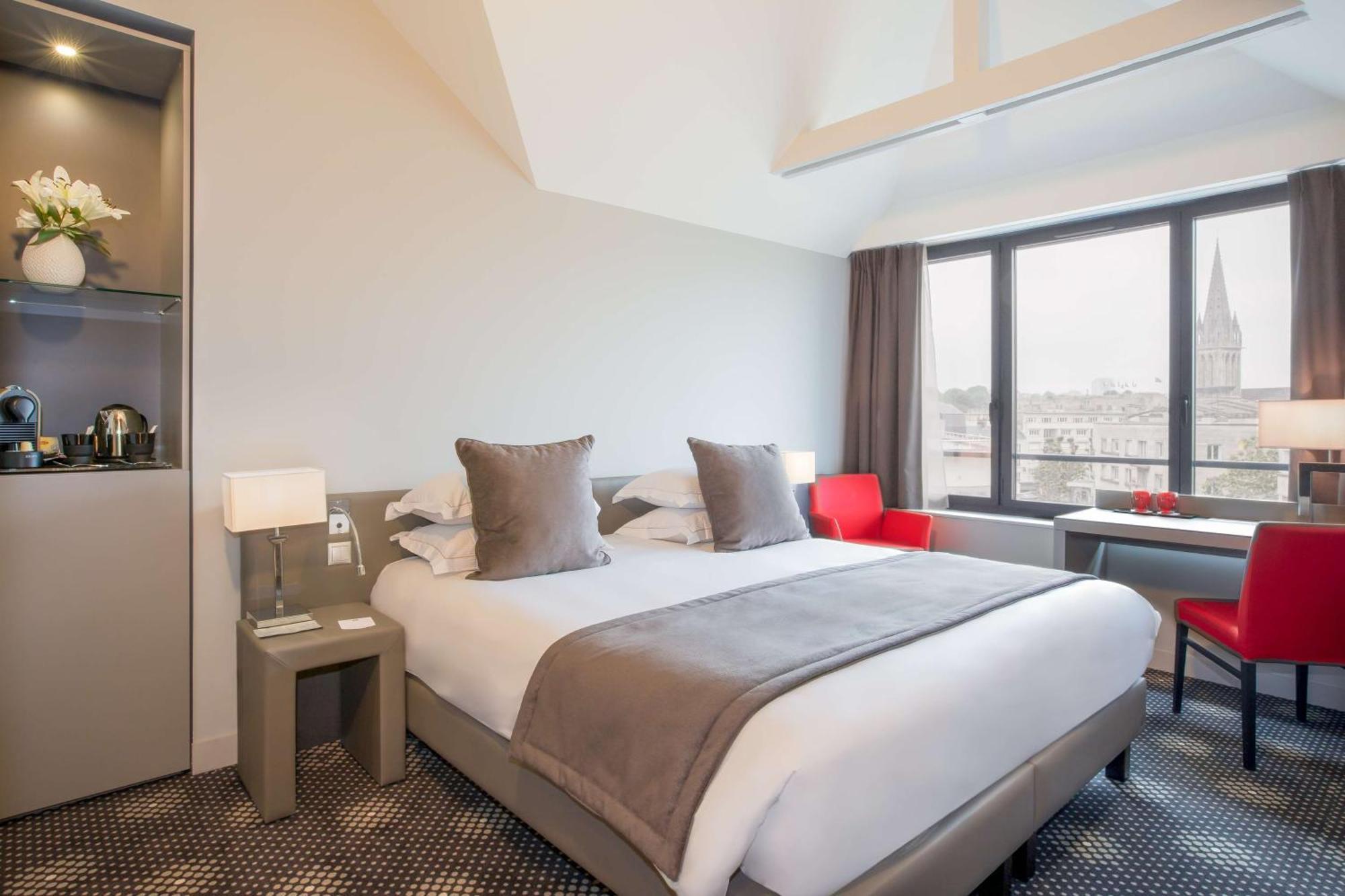 Executive Queen Room