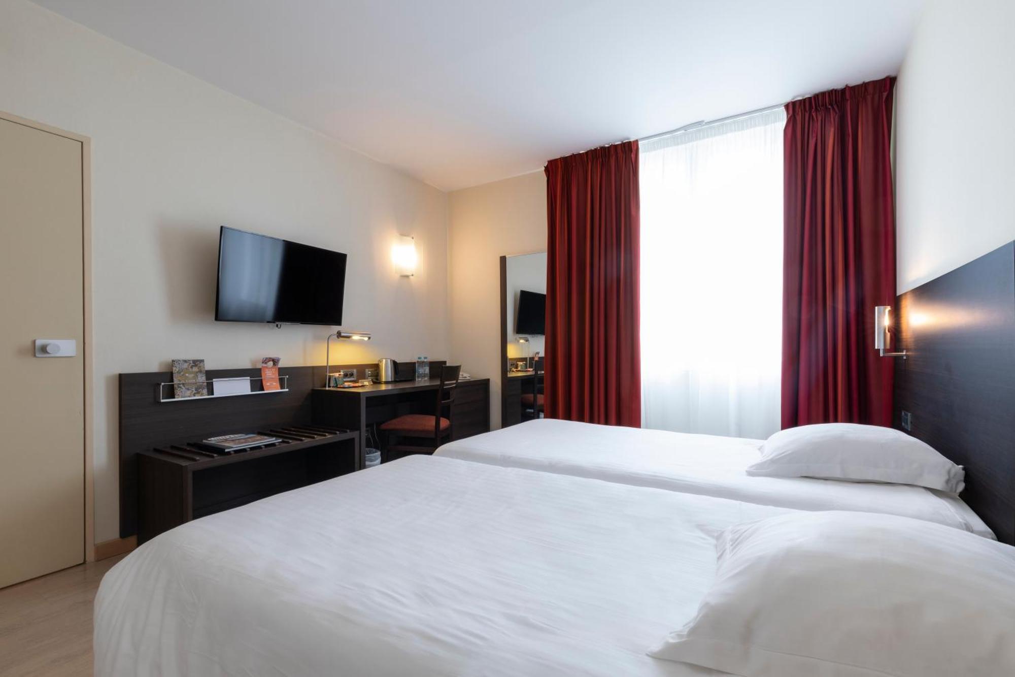 Twin Room,1208499793:JPEG