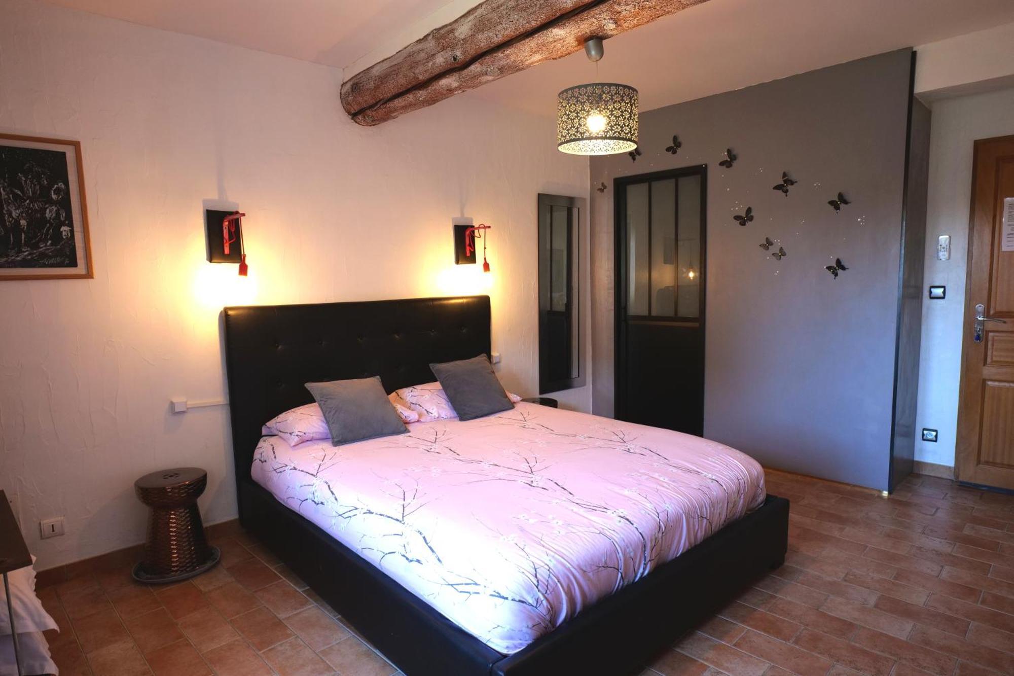 Chambre Double Supérieure avec Salle de Bains Privative